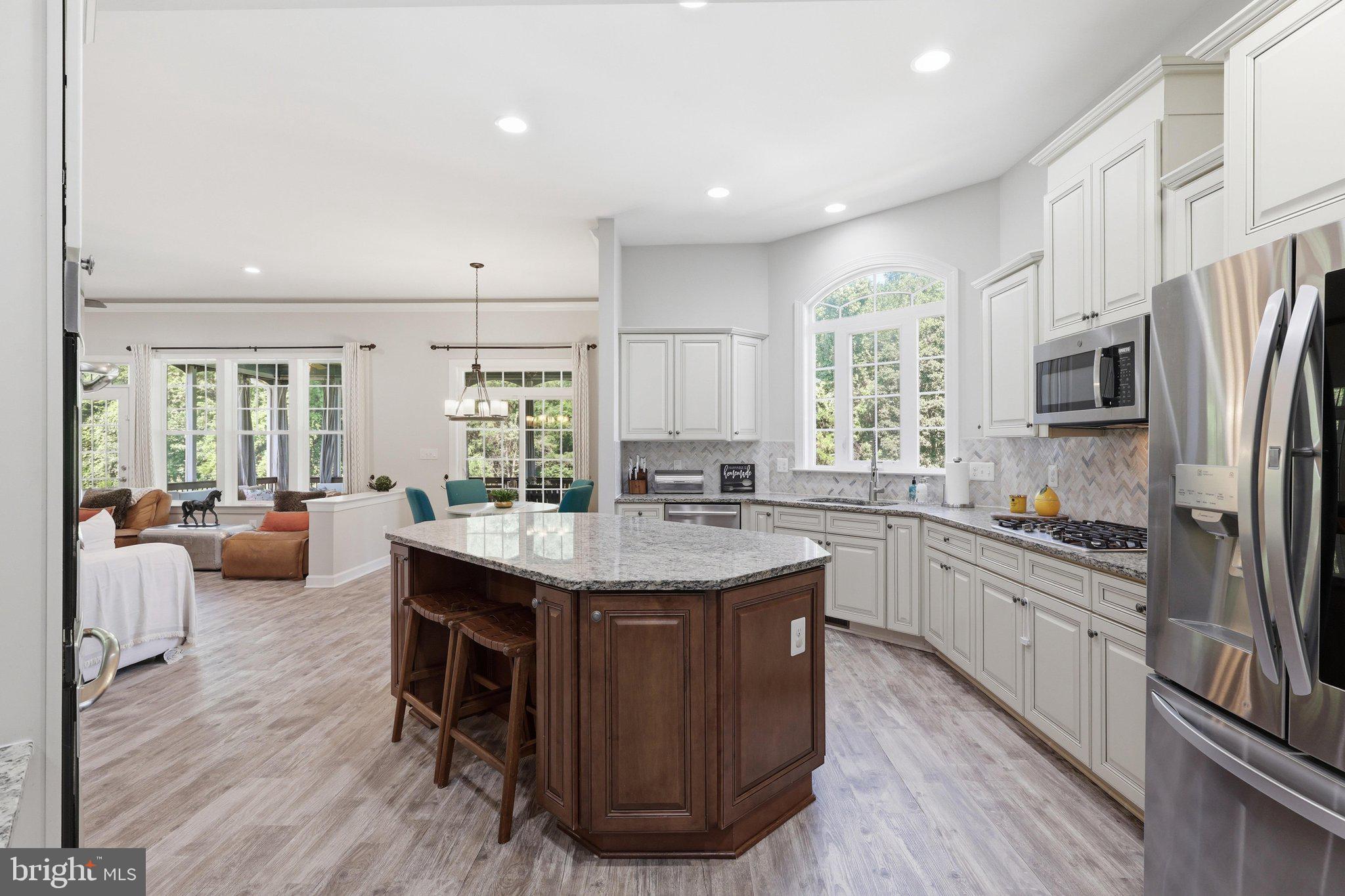 BROOKSIDE - Residential