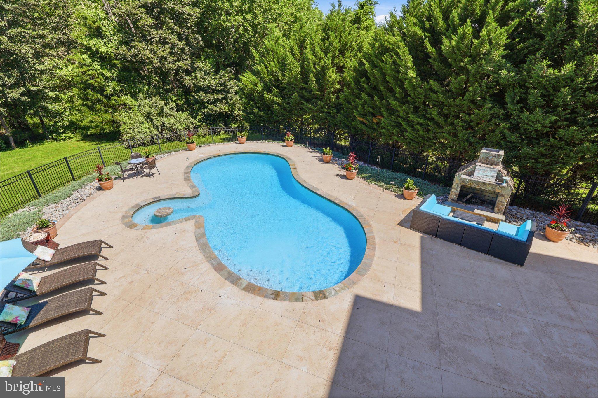 BROOKSIDE - Residential