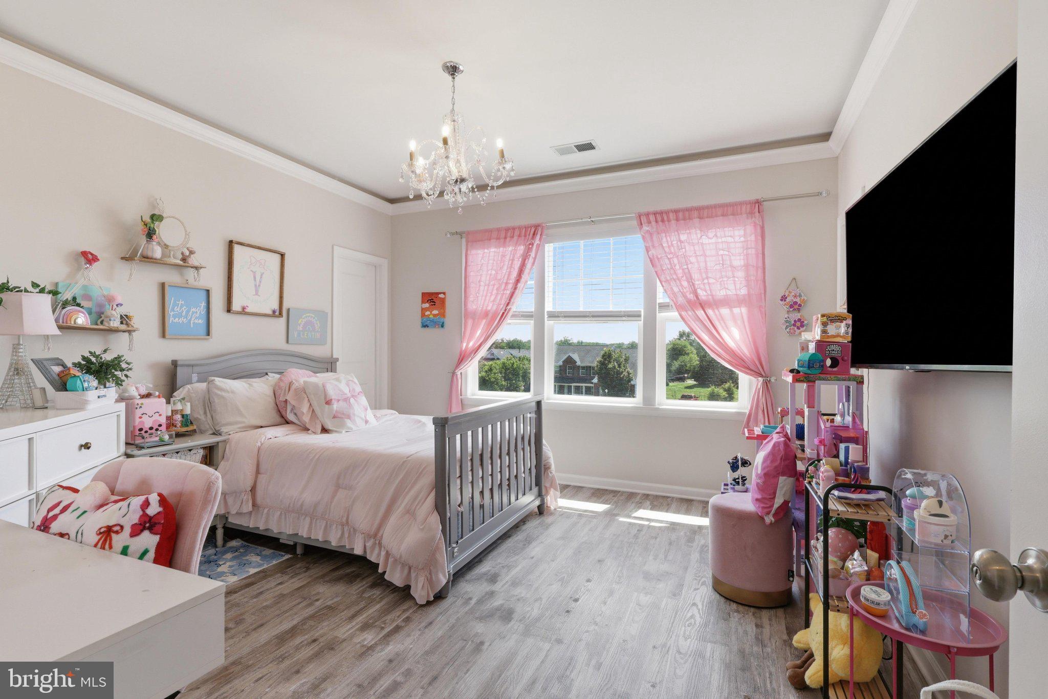 BROOKSIDE - Residential