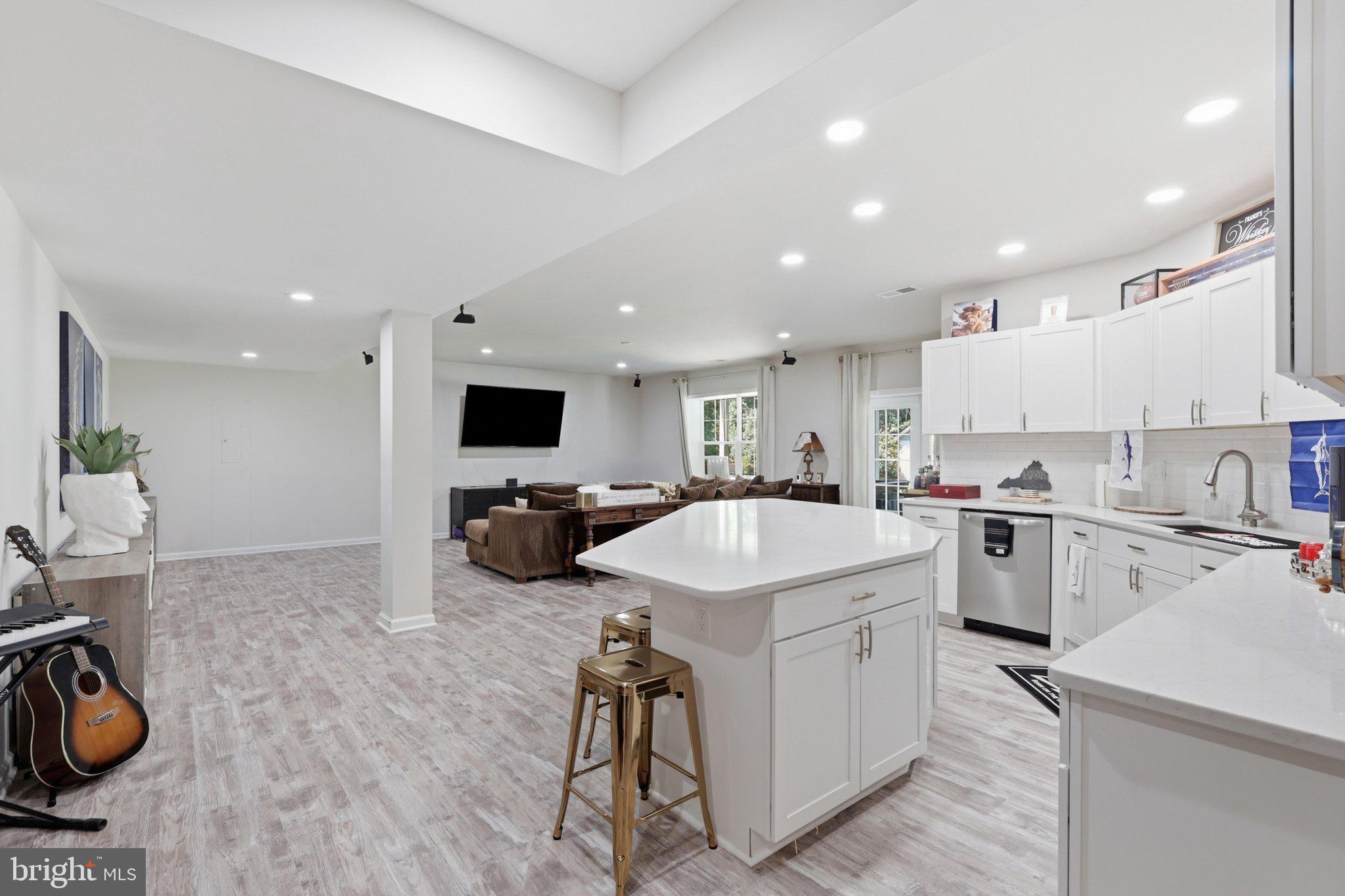 BROOKSIDE - Residential