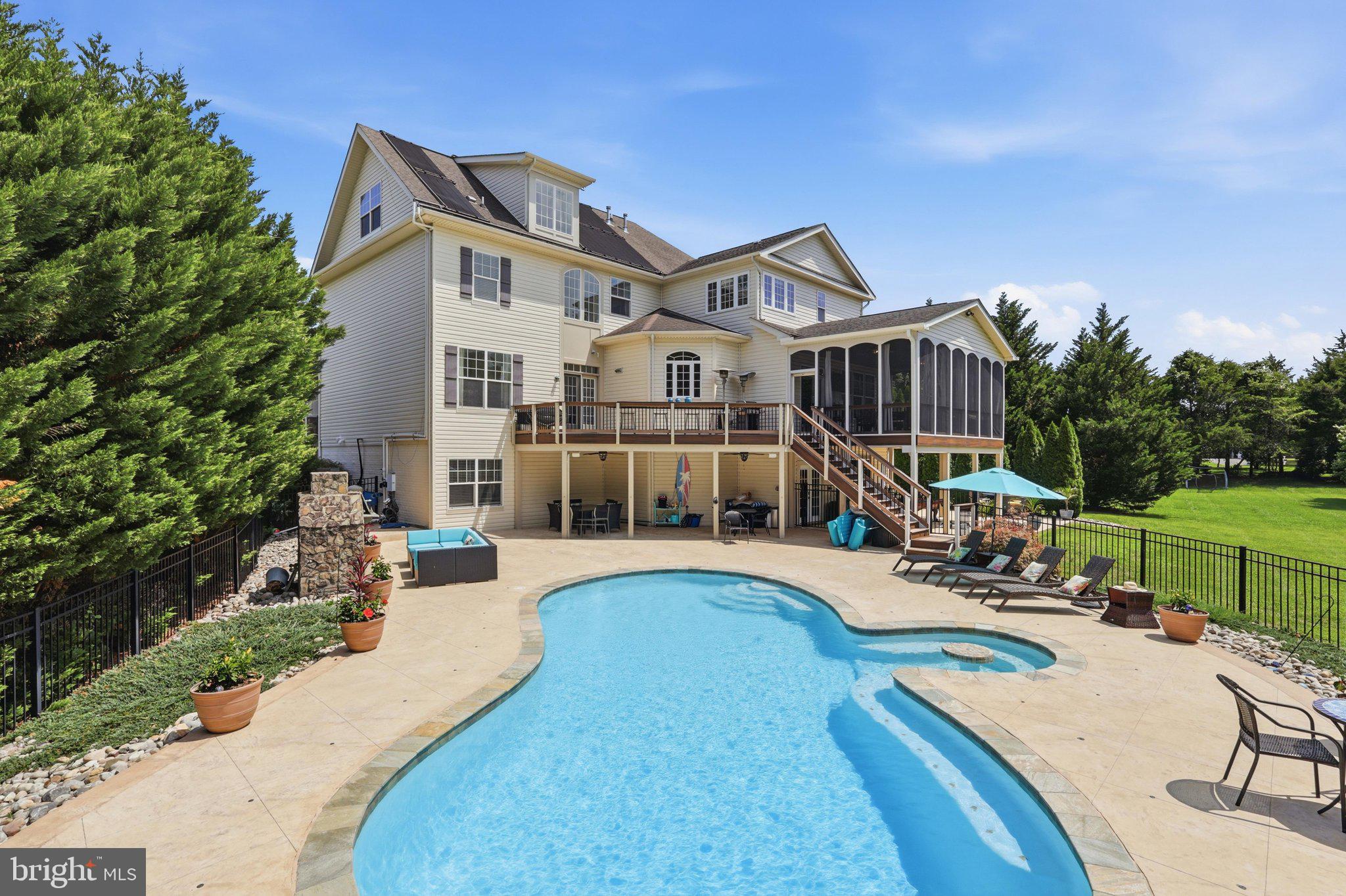 BROOKSIDE - Residential
