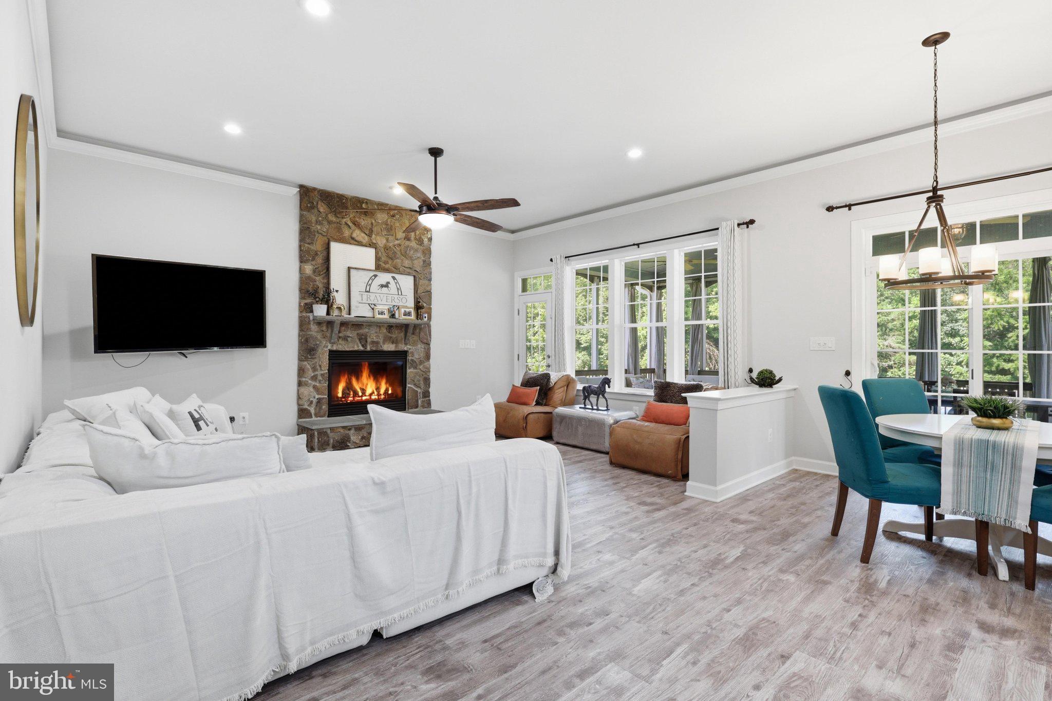 BROOKSIDE - Residential