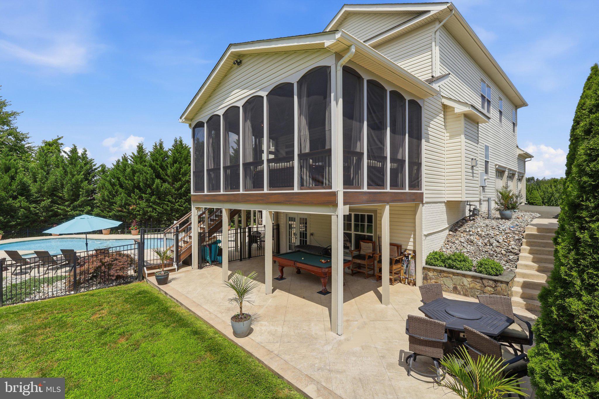 BROOKSIDE - Residential
