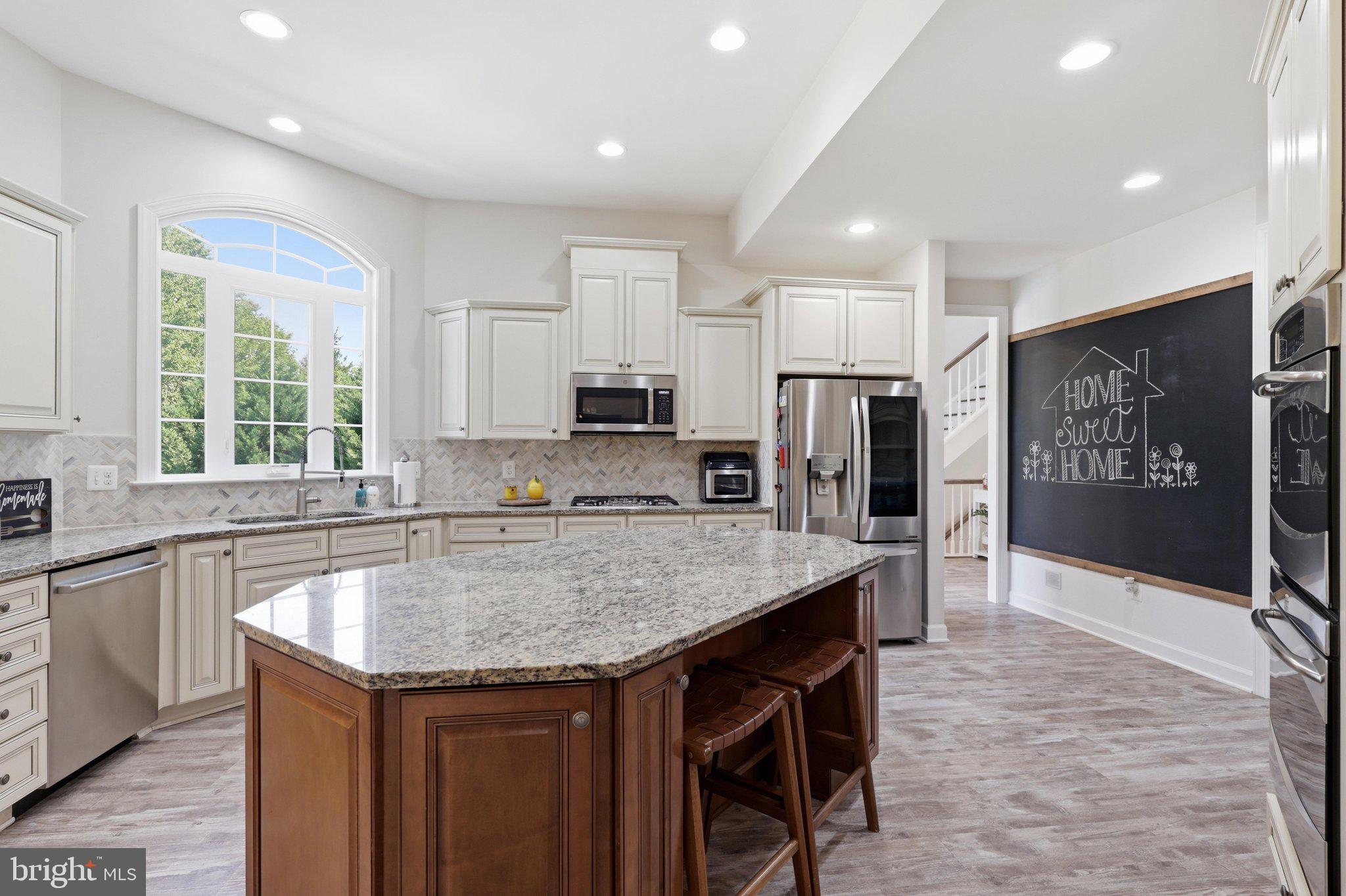 BROOKSIDE - Residential