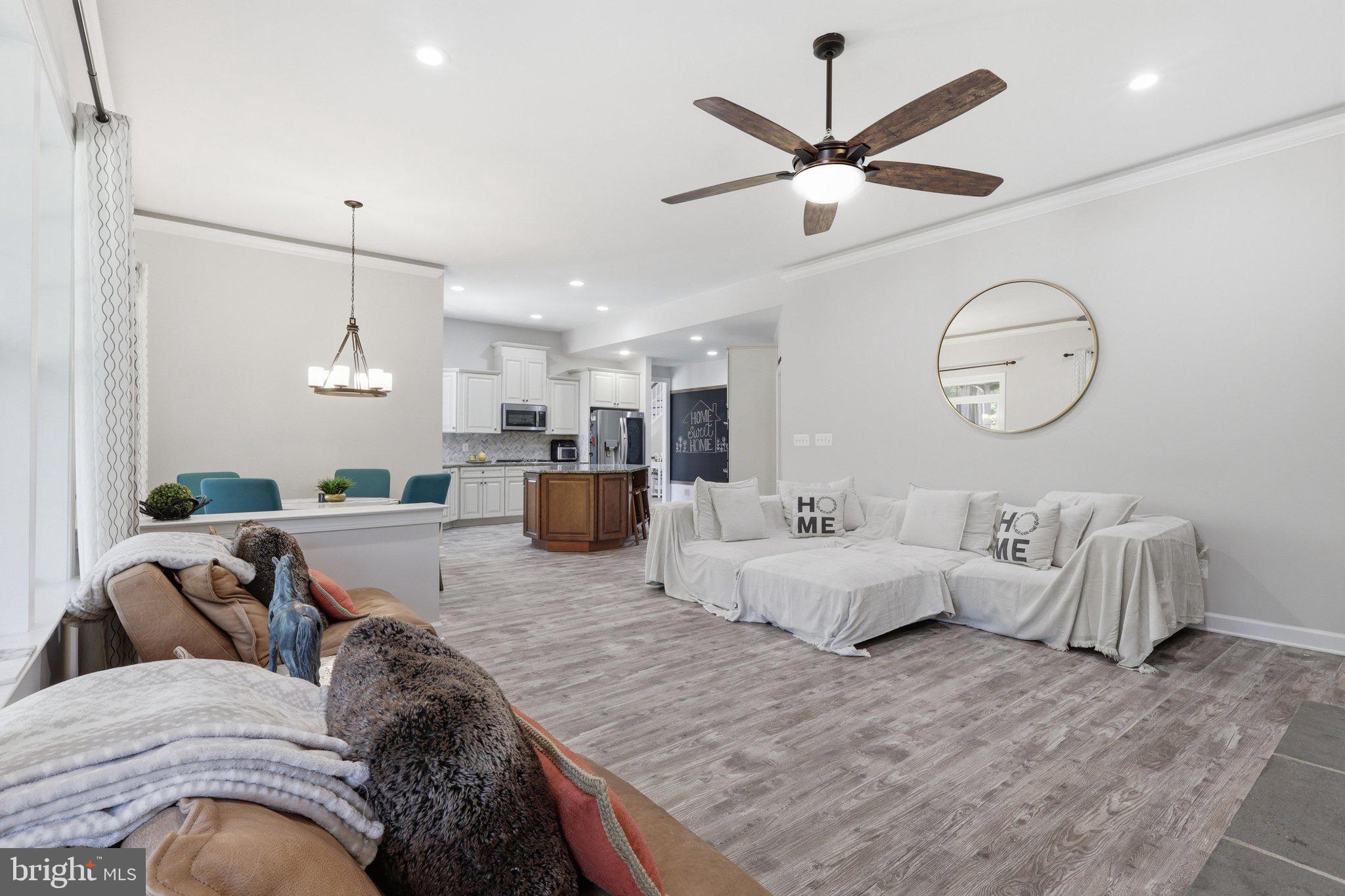 BROOKSIDE - Residential
