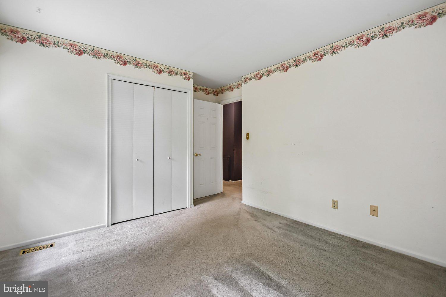 NEWINGTON STATION - Residential