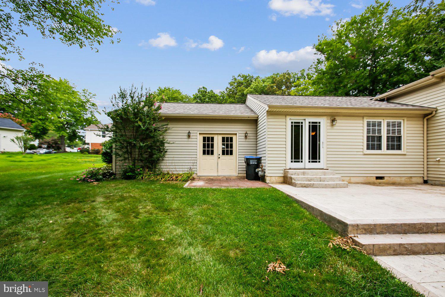 NEWINGTON STATION - Residential