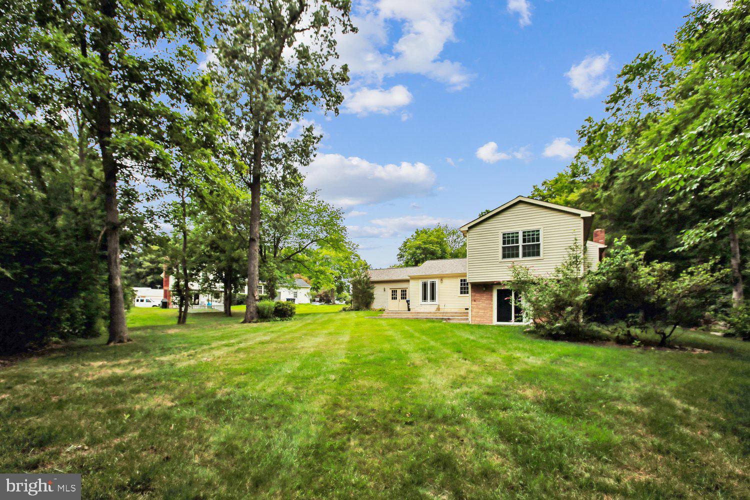 NEWINGTON STATION - Residential