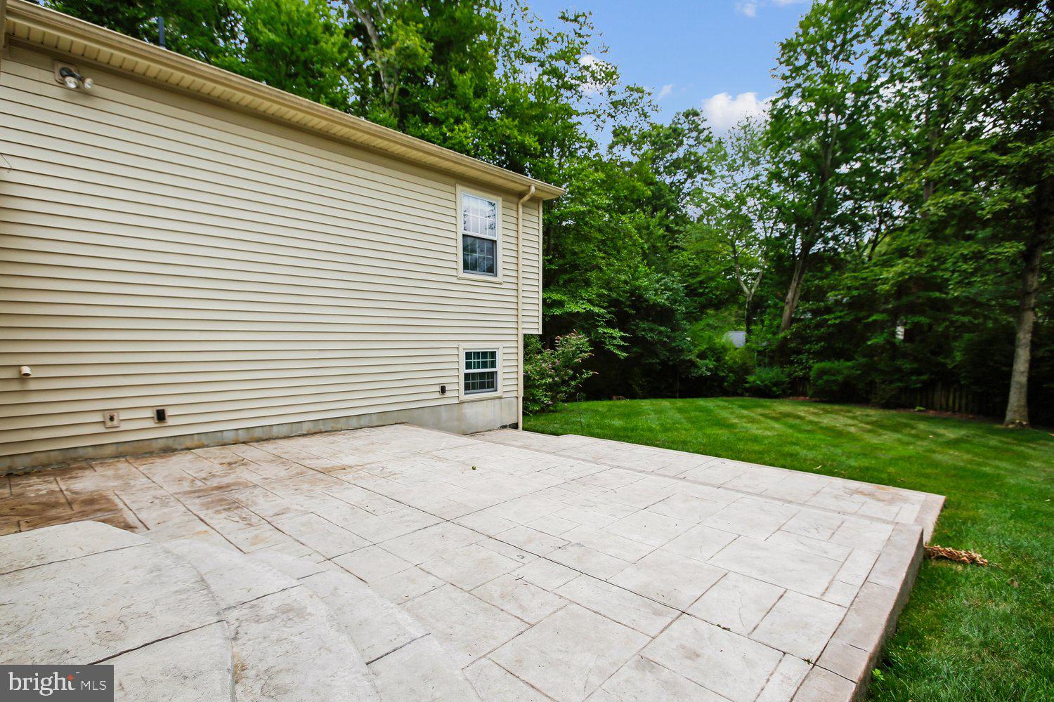 NEWINGTON STATION - Residential