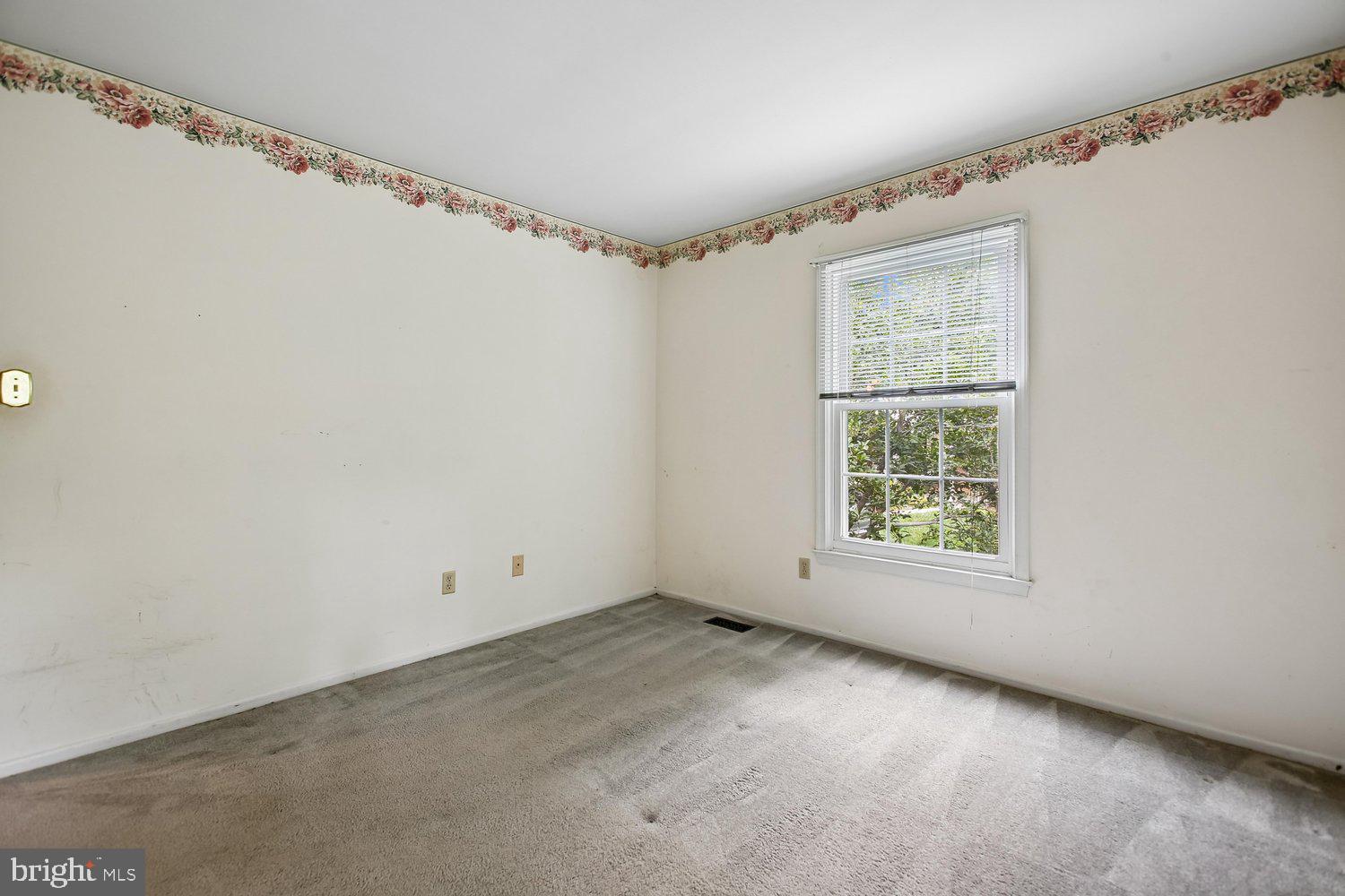 NEWINGTON STATION - Residential