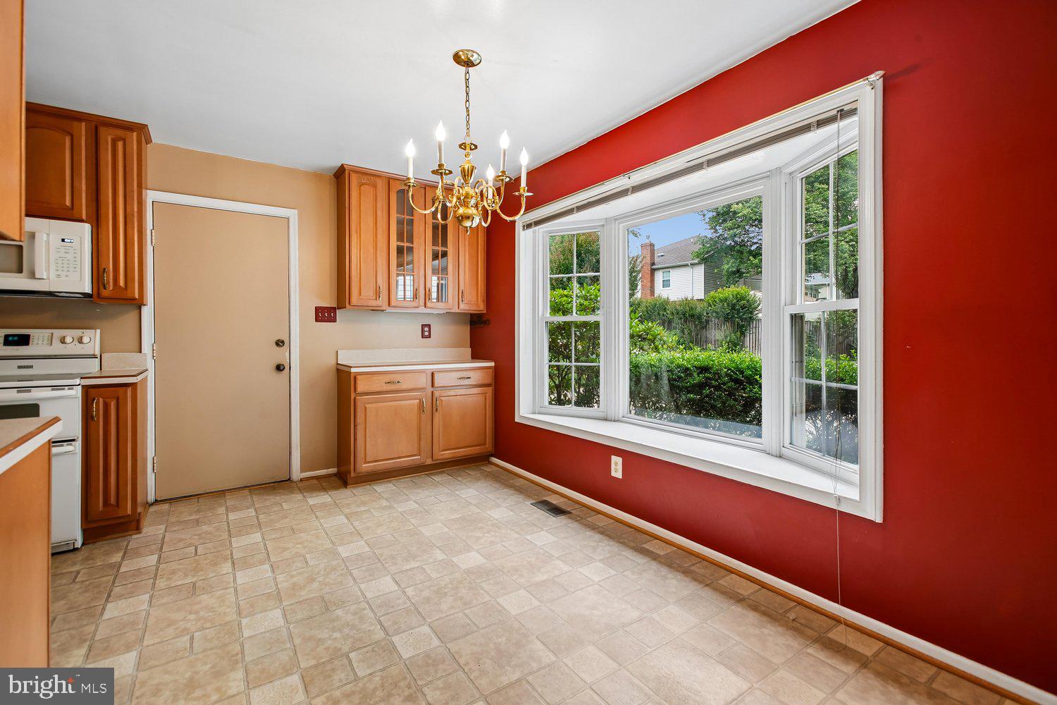 NEWINGTON STATION - Residential