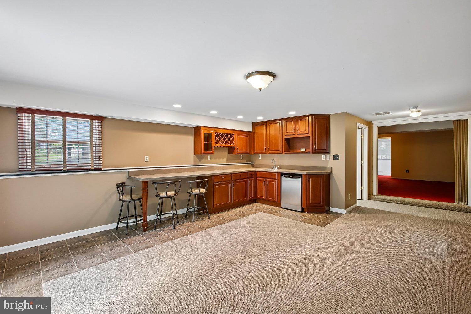 NEWINGTON STATION - Residential
