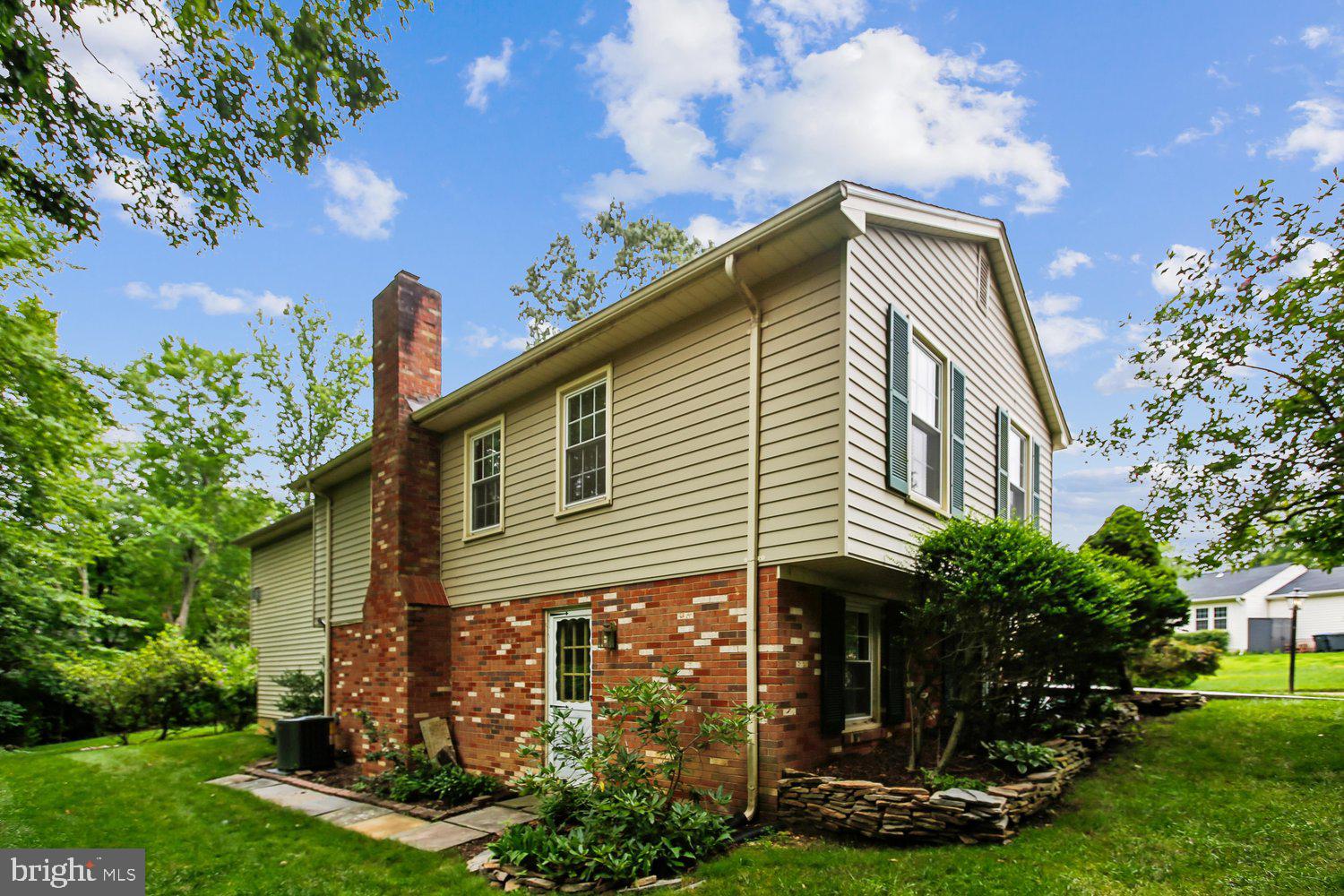 NEWINGTON STATION - Residential