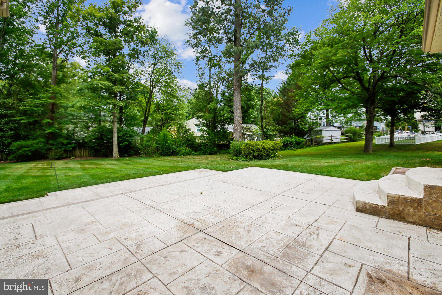 NEWINGTON STATION - Residential
