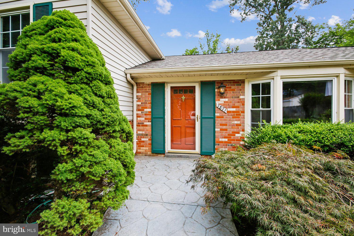 NEWINGTON STATION - Residential