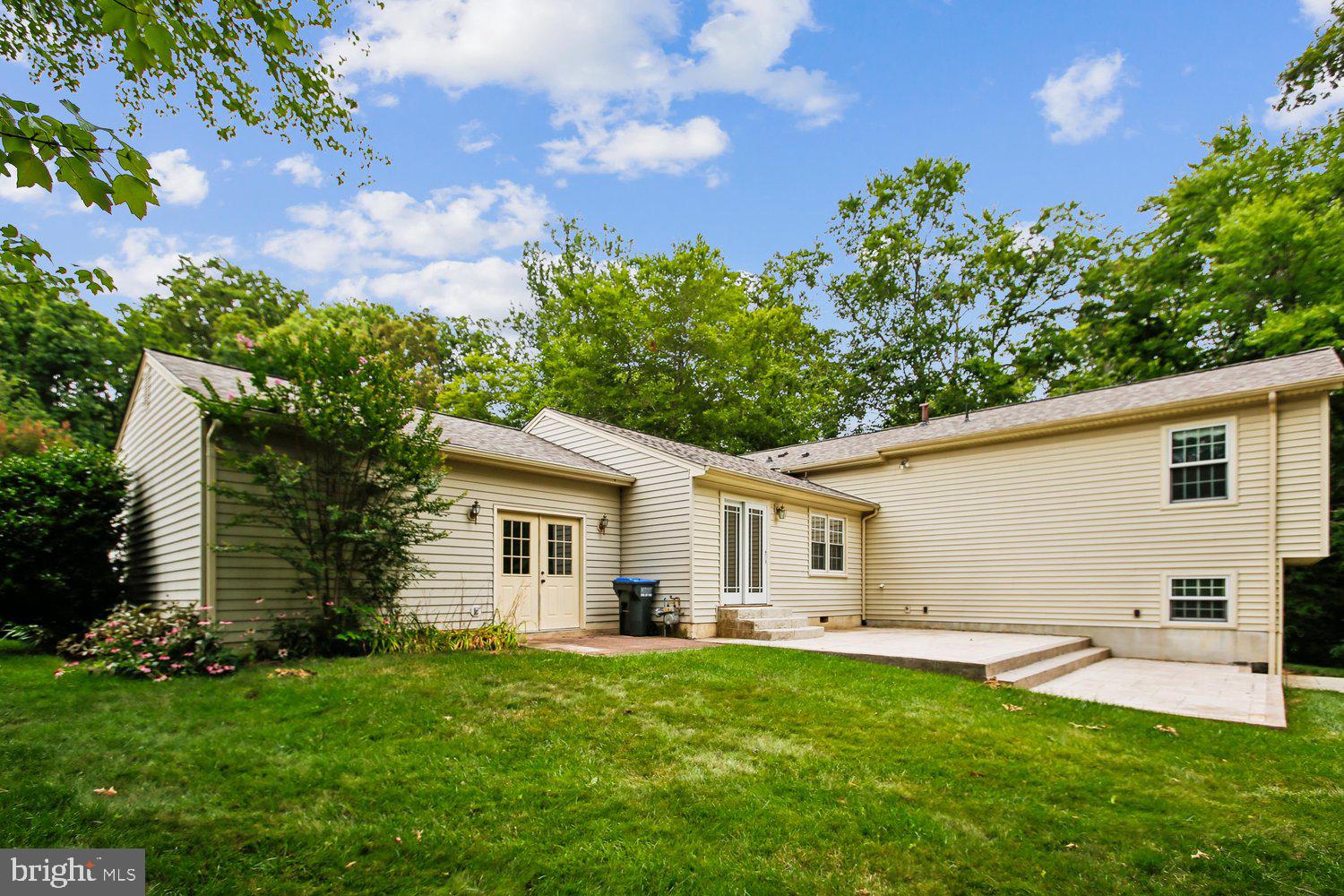NEWINGTON STATION - Residential