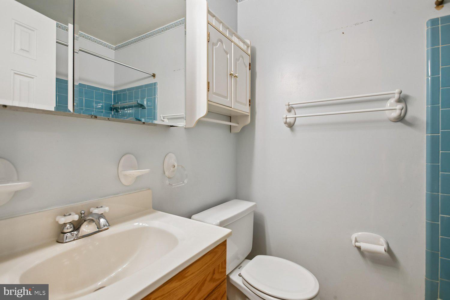 NEWINGTON STATION - Residential