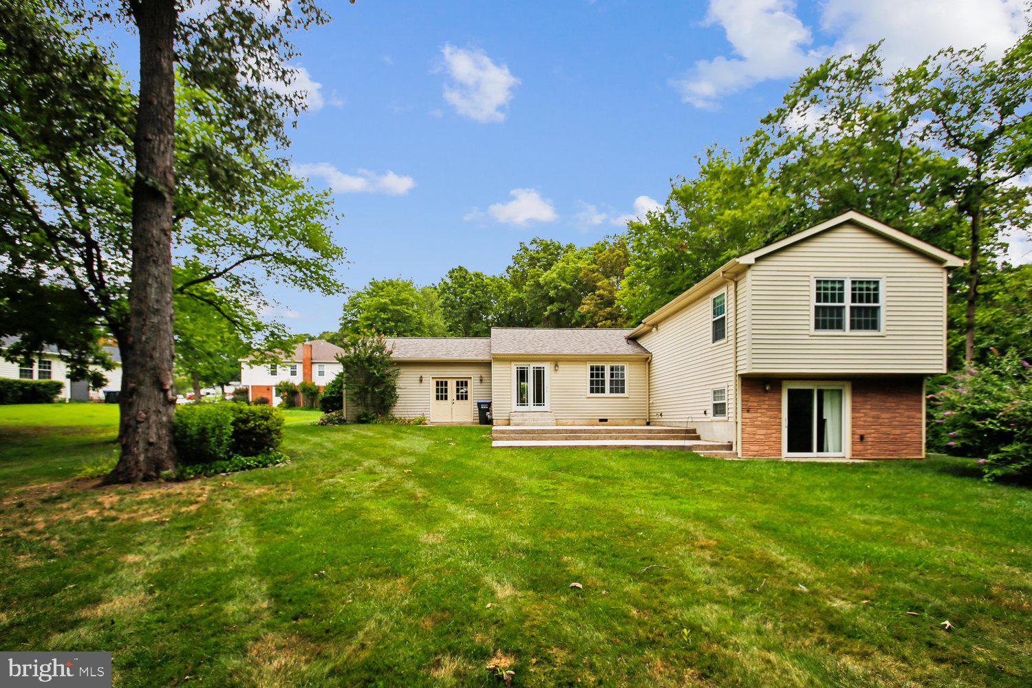 NEWINGTON STATION - Residential