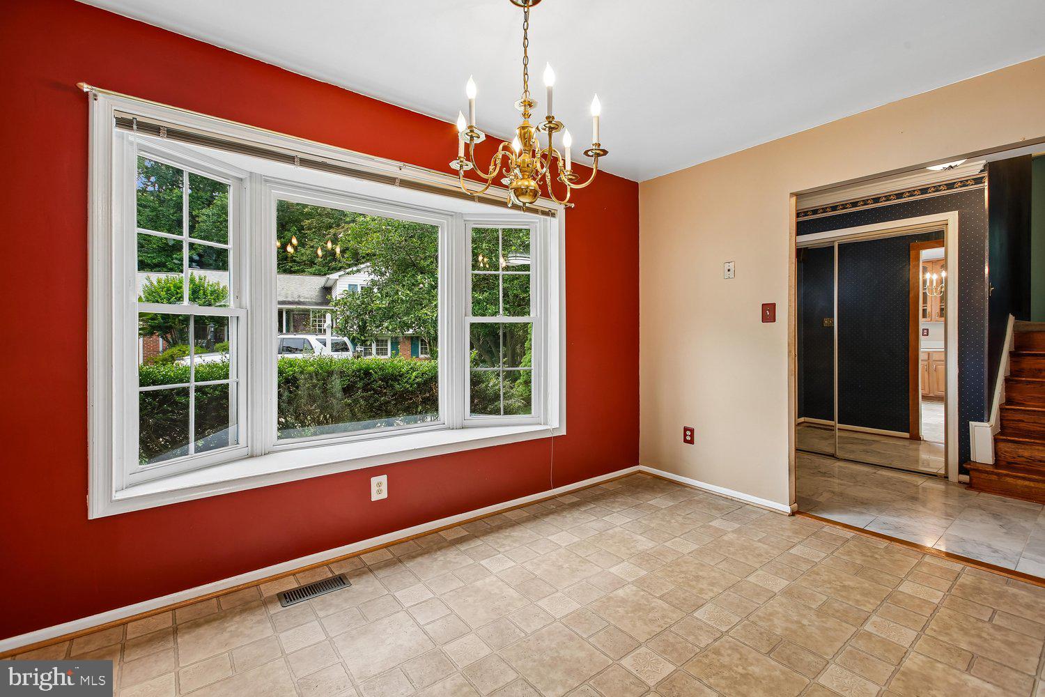 NEWINGTON STATION - Residential