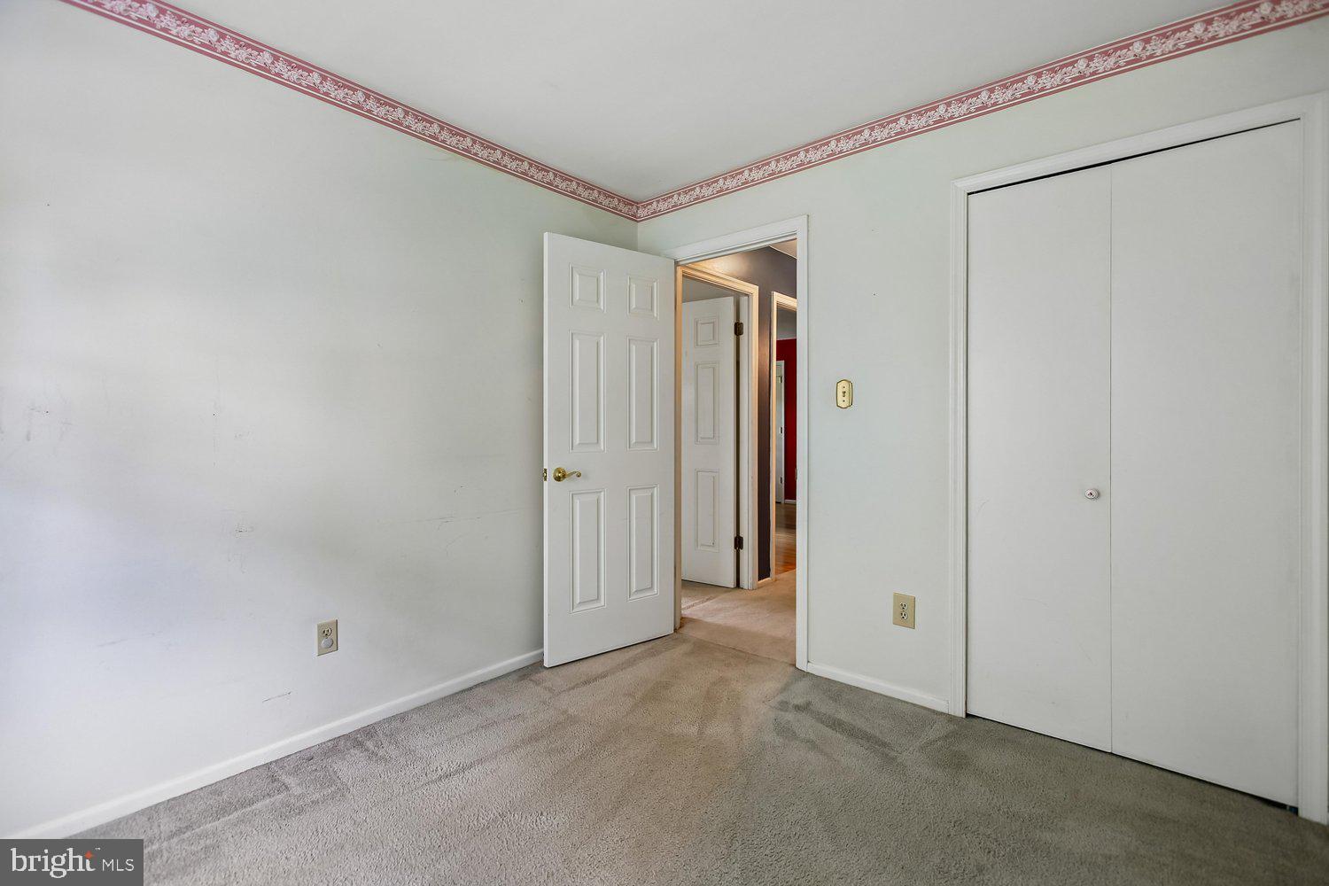 NEWINGTON STATION - Residential