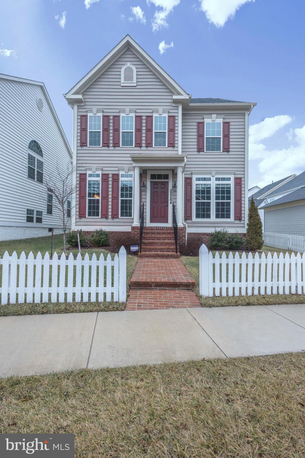 **NEWLY PRICED**Outstanding 4BR, 2.5BA John Steinbeck model built by Ryan homes with attached two car garage. Numerous upgrades including oversized kitchen island, stainless steel appliances, lighting package beautiful hardwood floors on the main level, master bedroom with tray ceiling and owners bath with oversized shower. Truly shows like a model! OPEN SUNDAY FEB 26 from 2-4pm