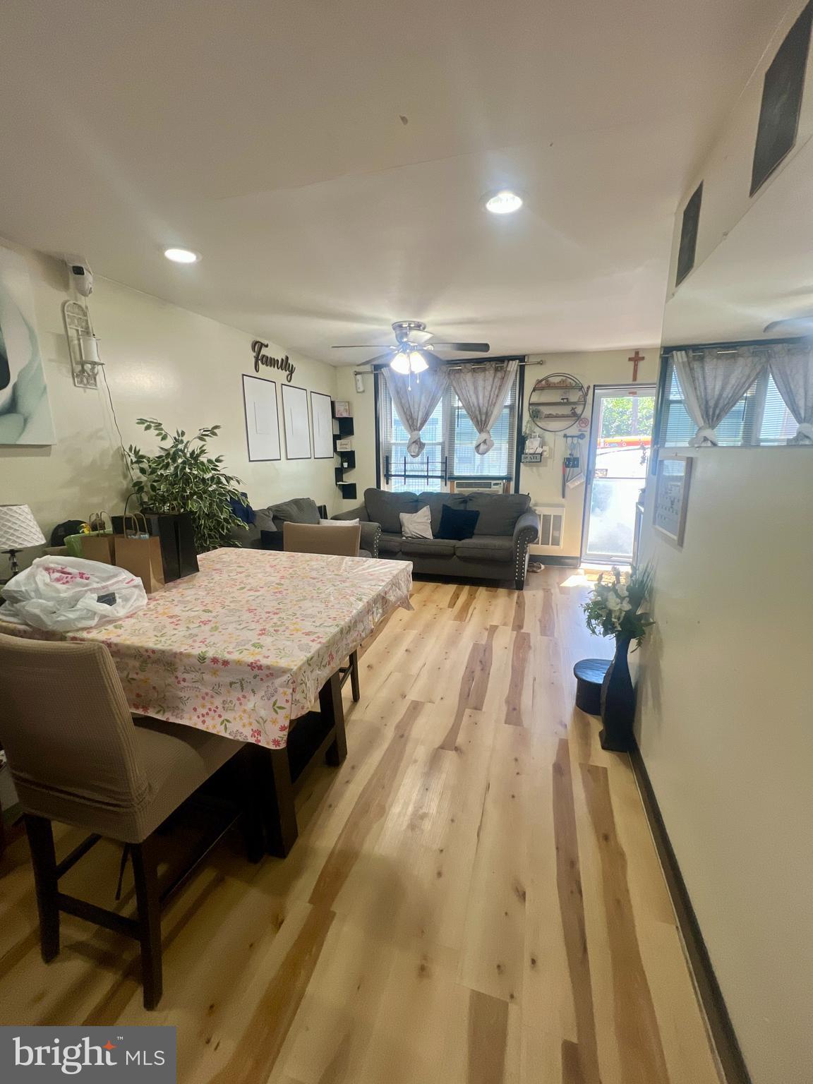 HARROWGATE - Residential