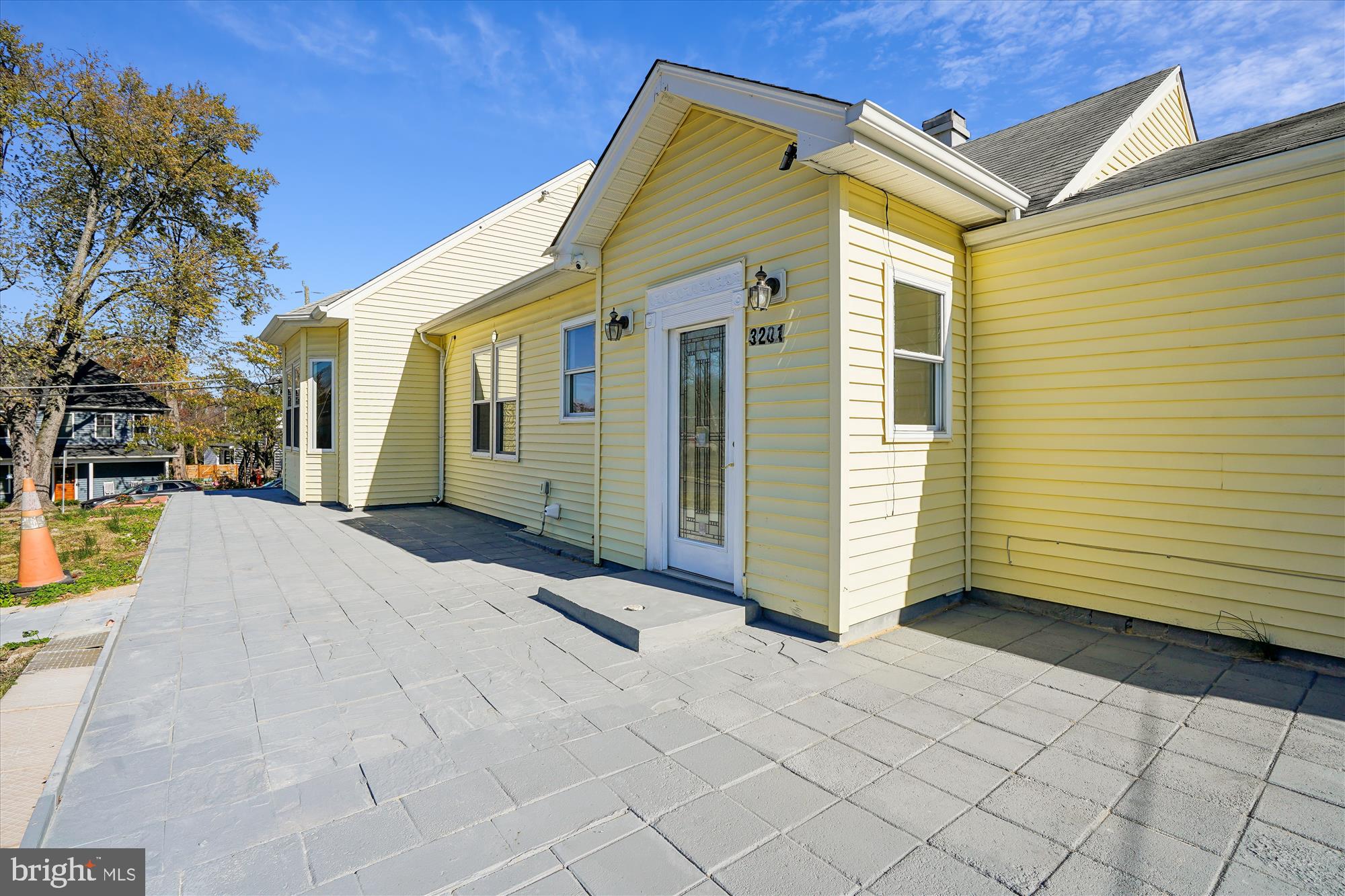 ANNALEE HEIGHTS - Residential
