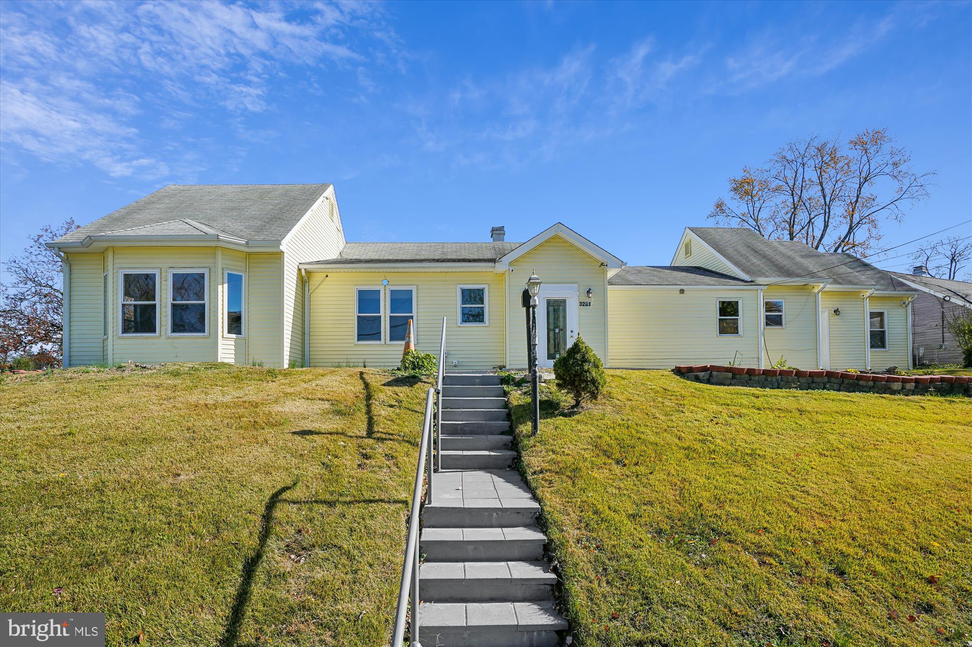 ANNALEE HEIGHTS - Residential