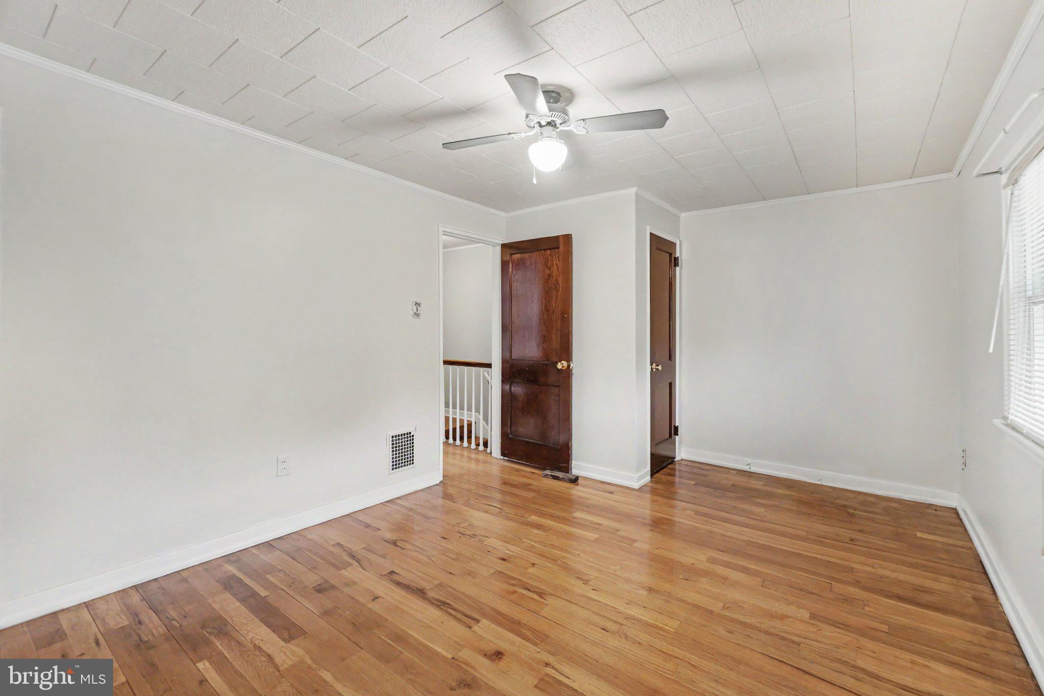 MELROSE GARDENS - Residential