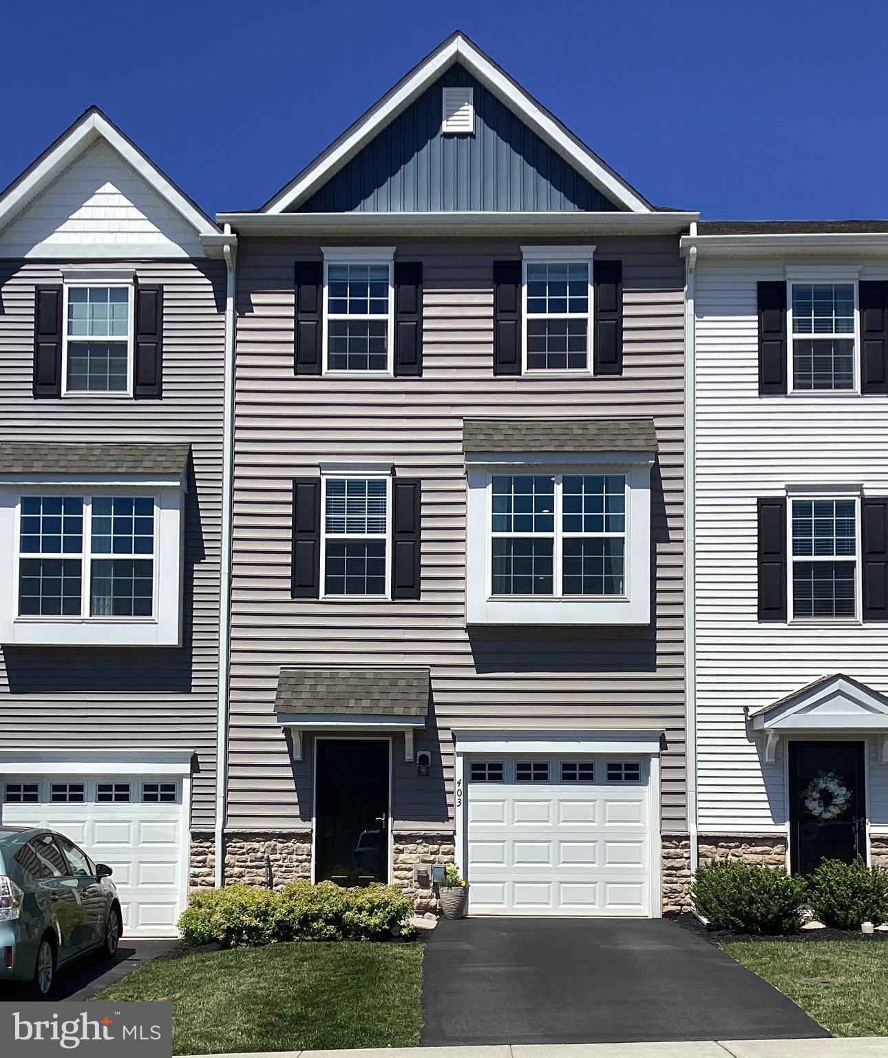 ENCLAVE AT RIDGEWOOD - Residential