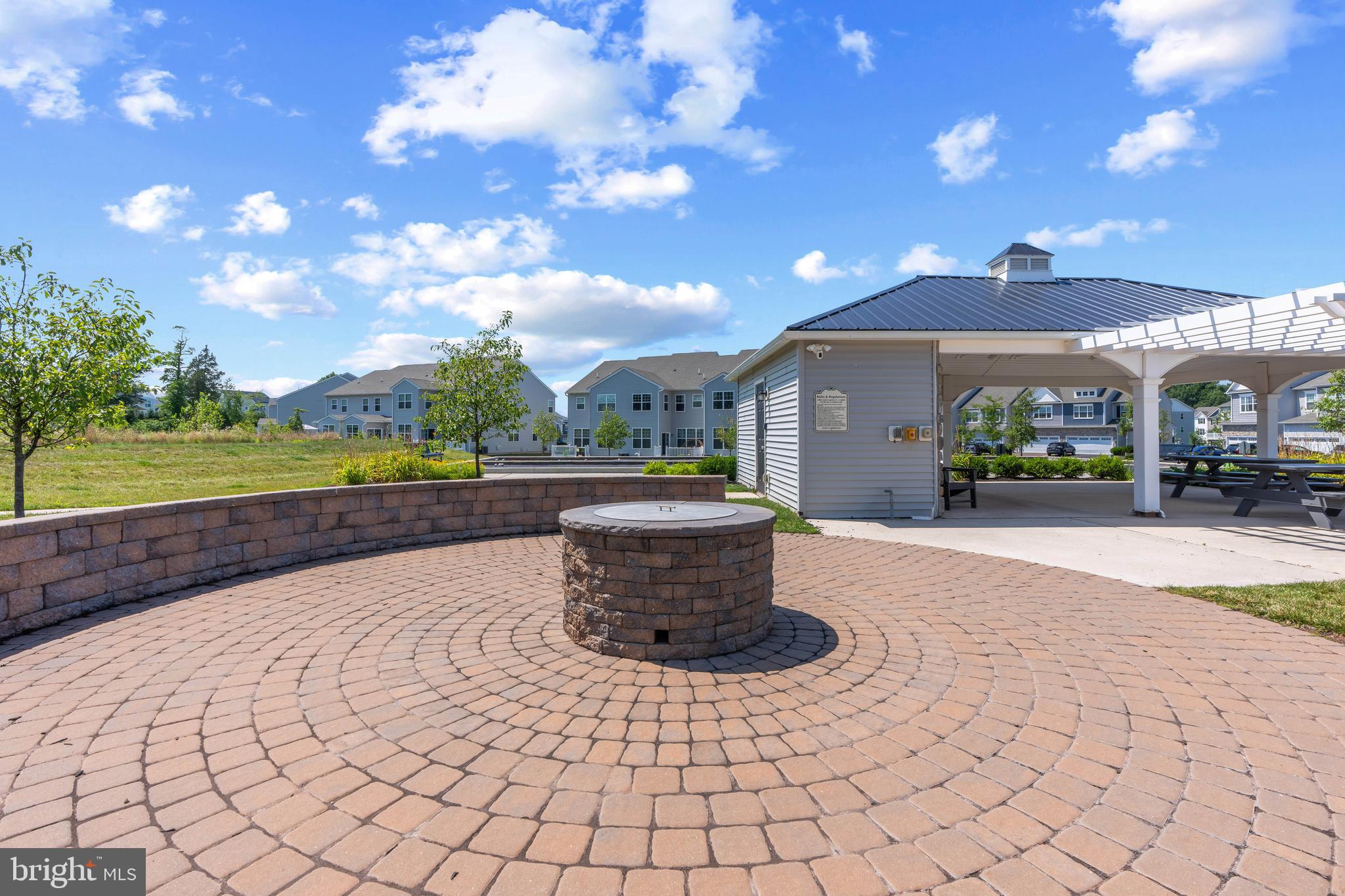 ENCLAVE AT RIDGEWOOD - Residential