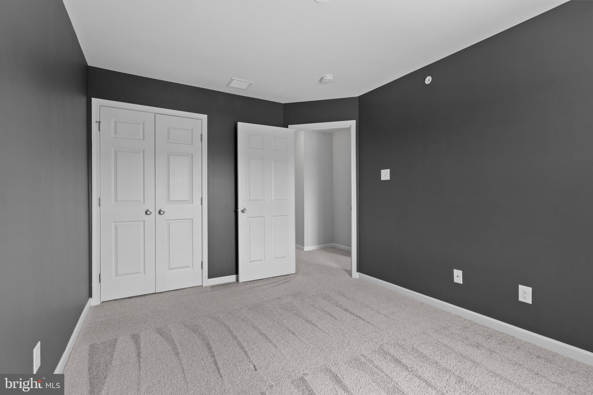 ENCLAVE AT RIDGEWOOD - Residential