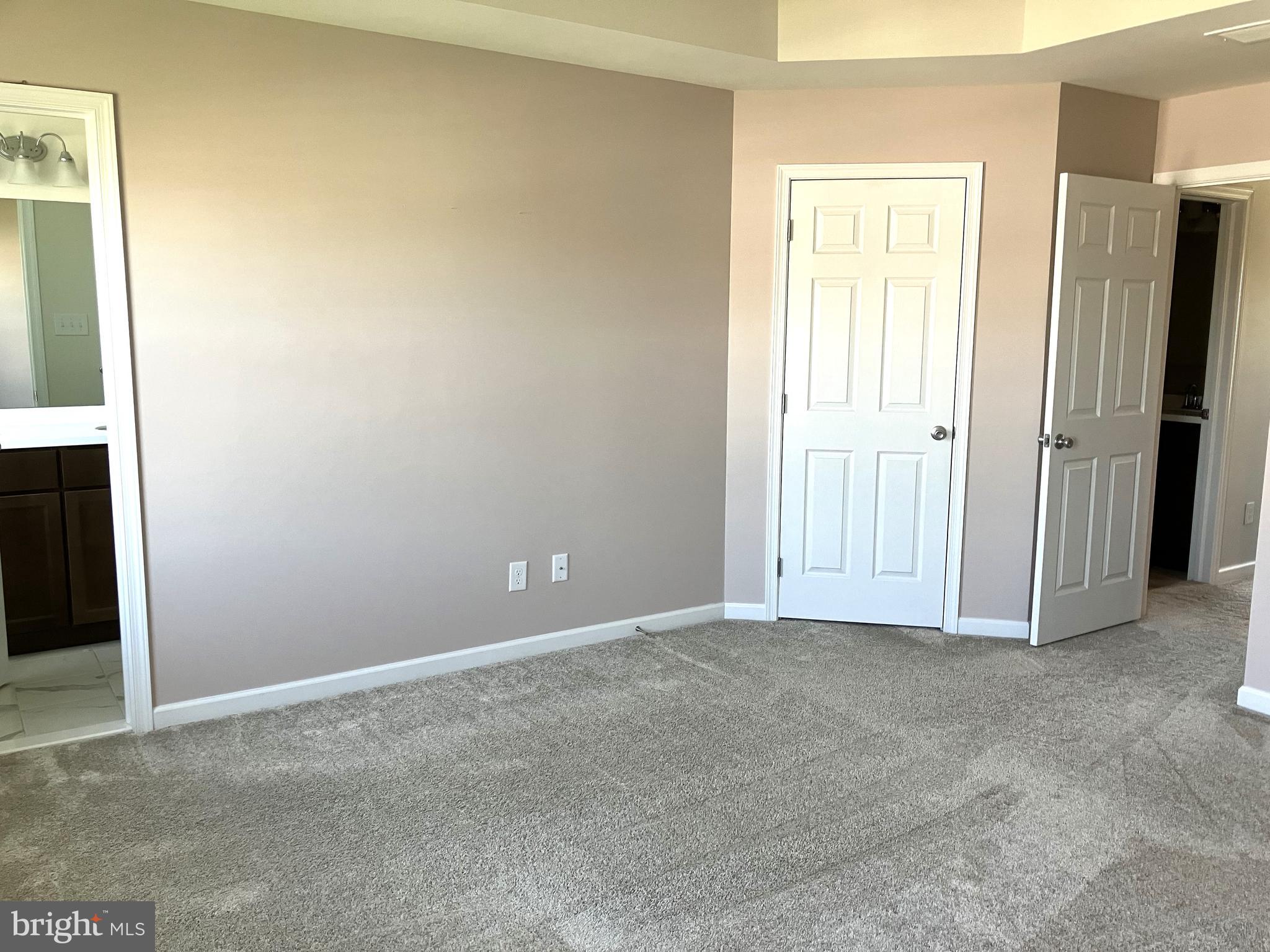 ENCLAVE AT RIDGEWOOD - Residential