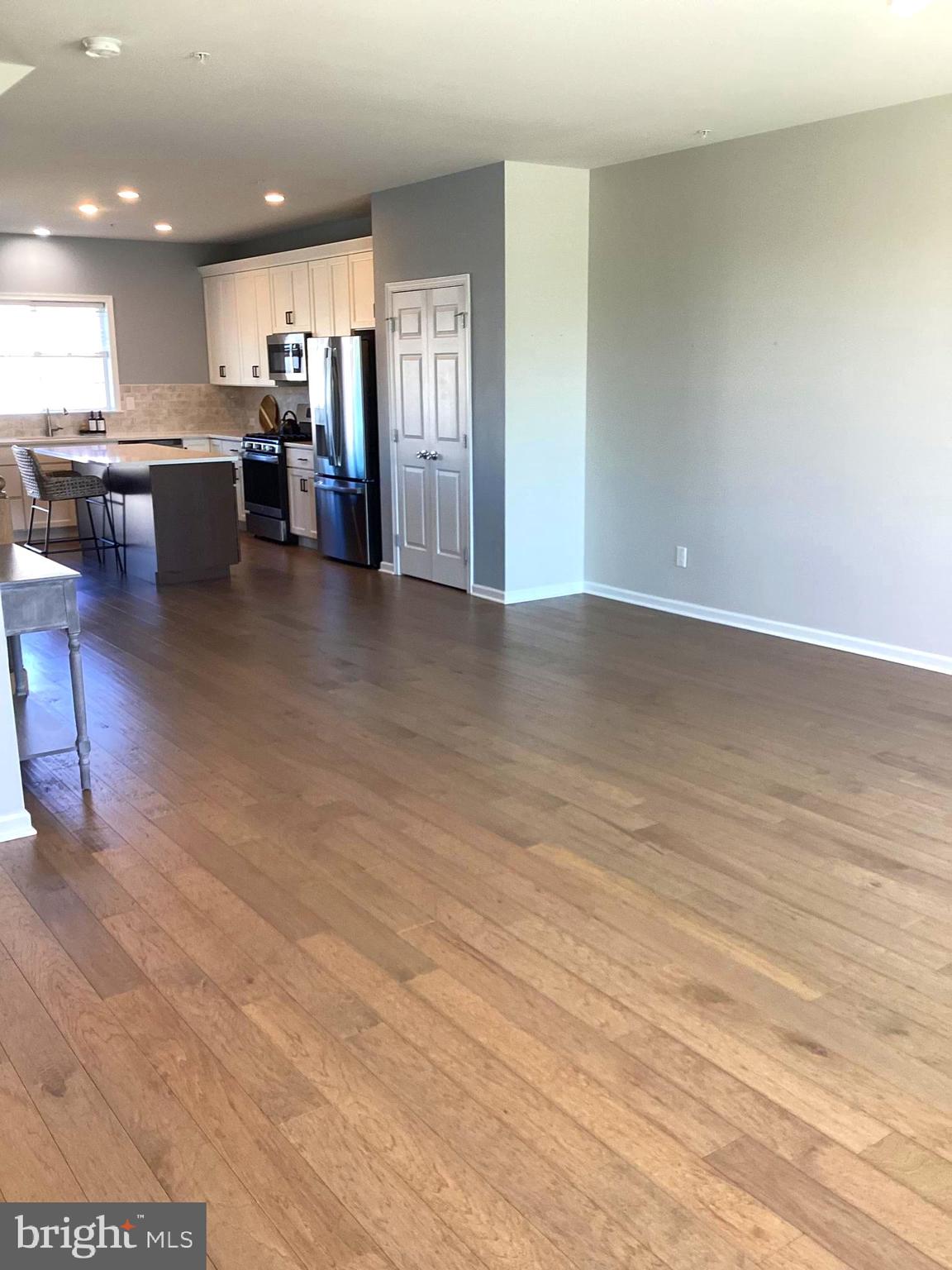 ENCLAVE AT RIDGEWOOD - Residential