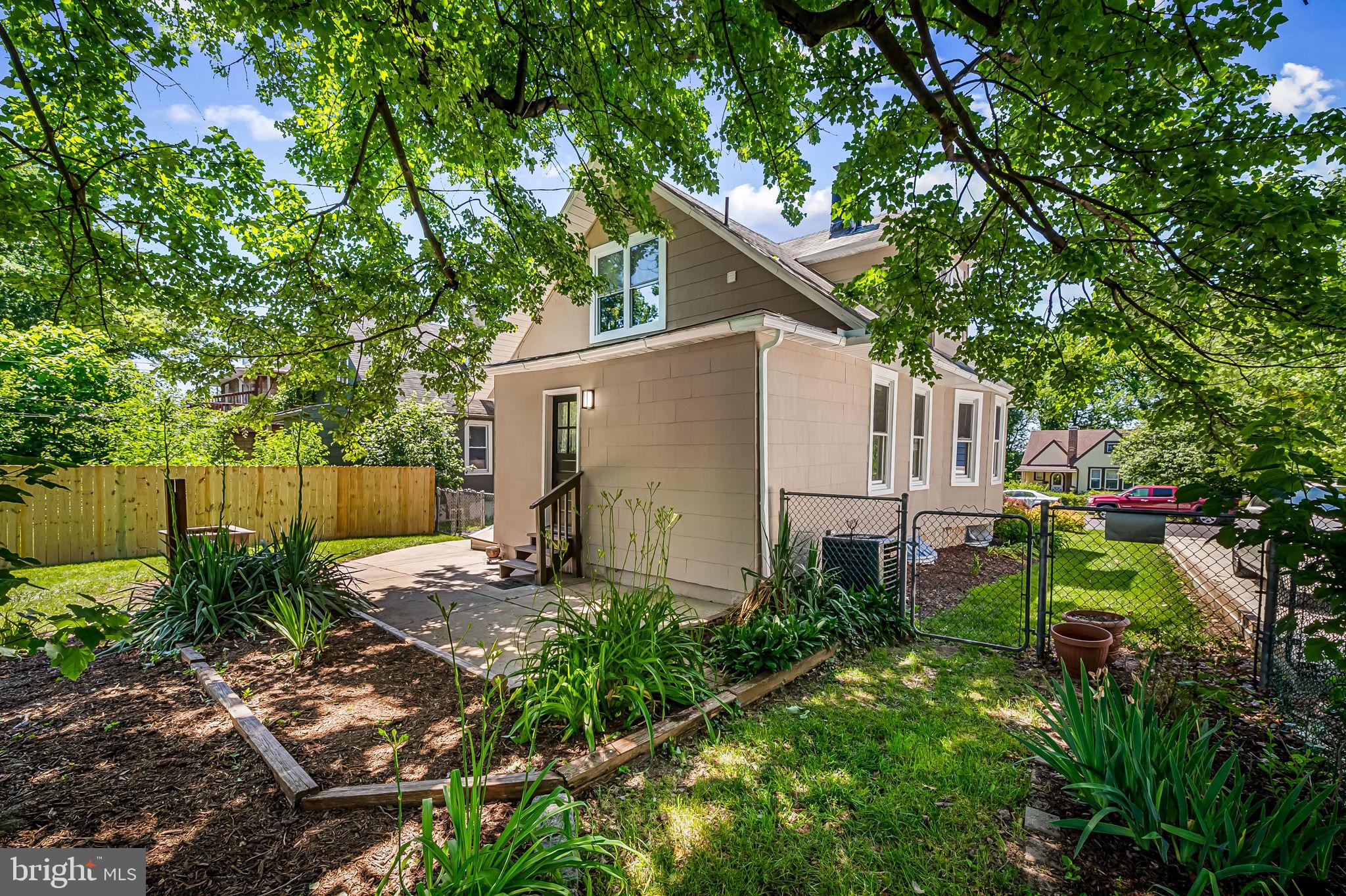 PARKVILLE - Residential