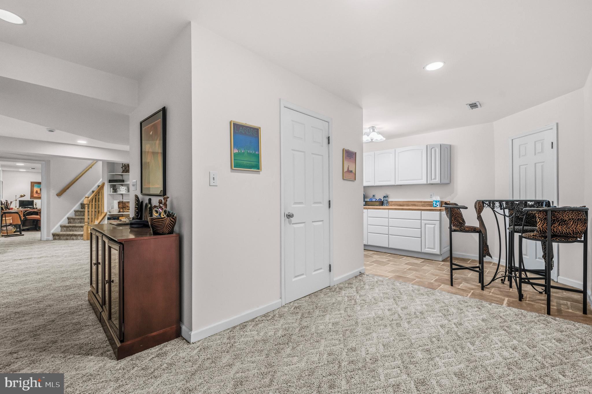 VILLAGE OF HARPERS CHOICE - Residential