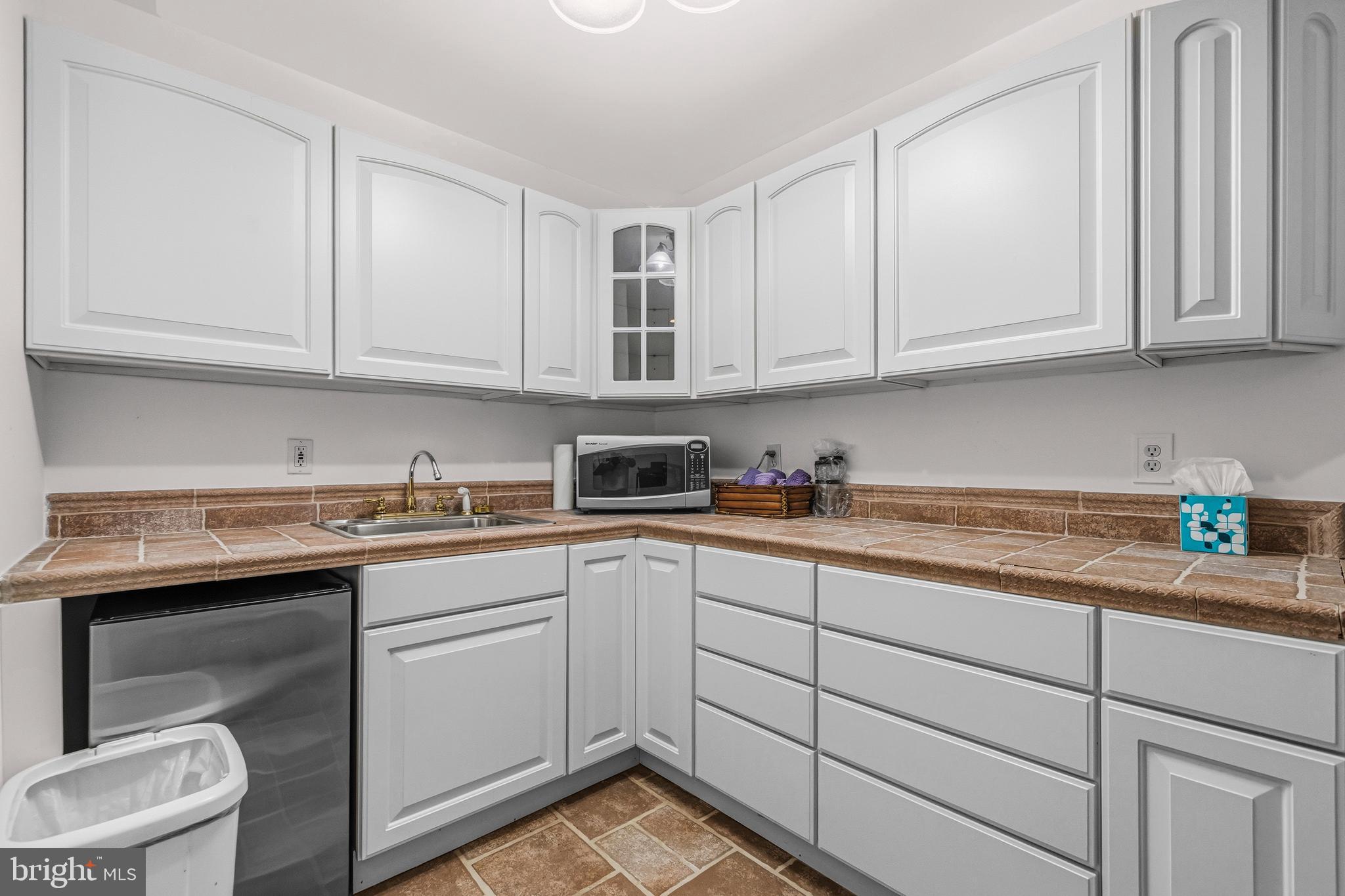 VILLAGE OF HARPERS CHOICE - Residential