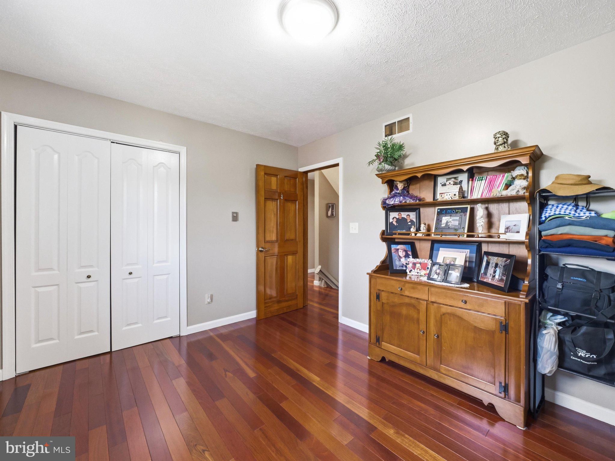 SCOTT GREENE ESTATES - Residential