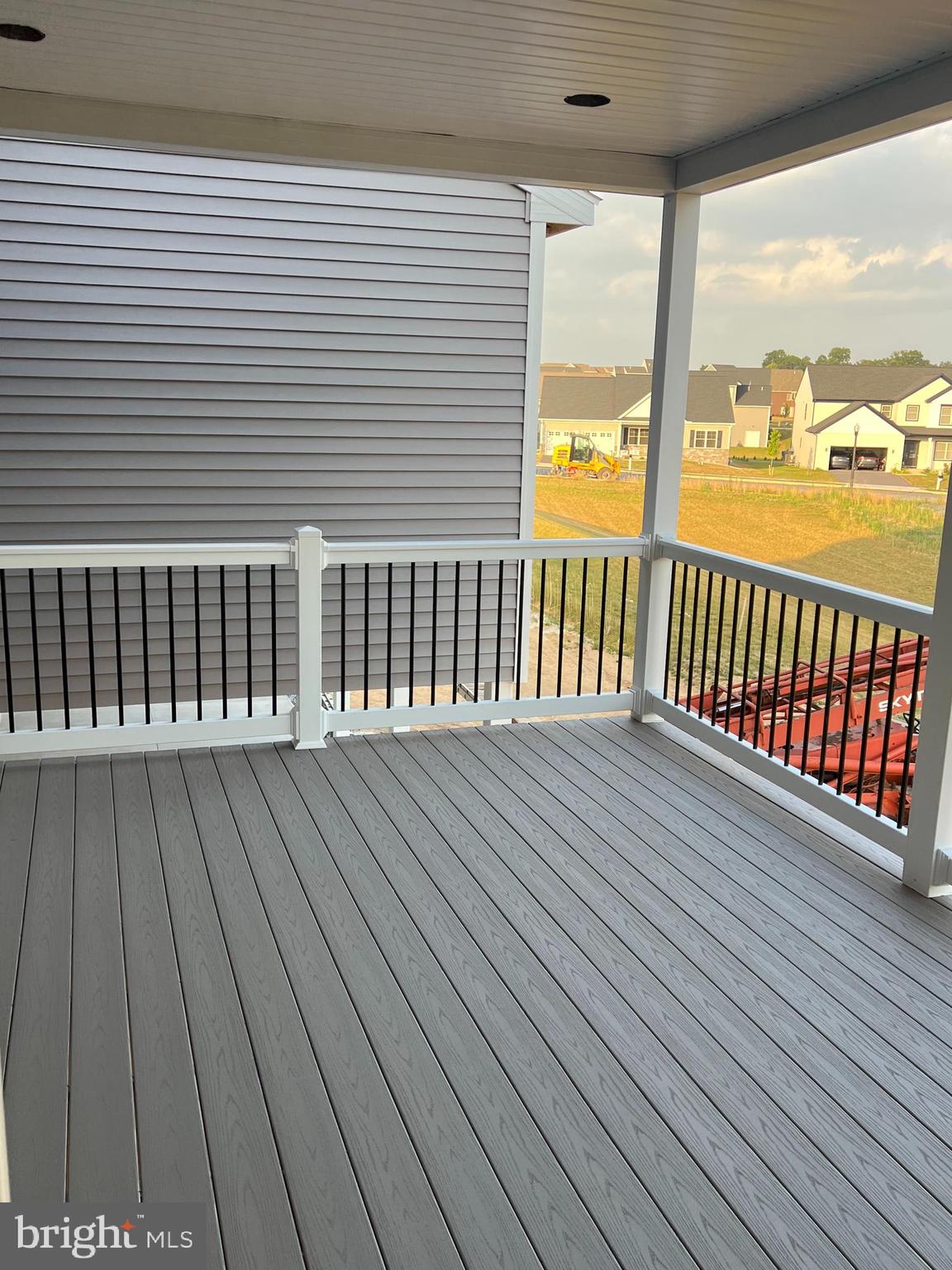 STONEYBROOK OF ELIZABETHTOWN - Residential