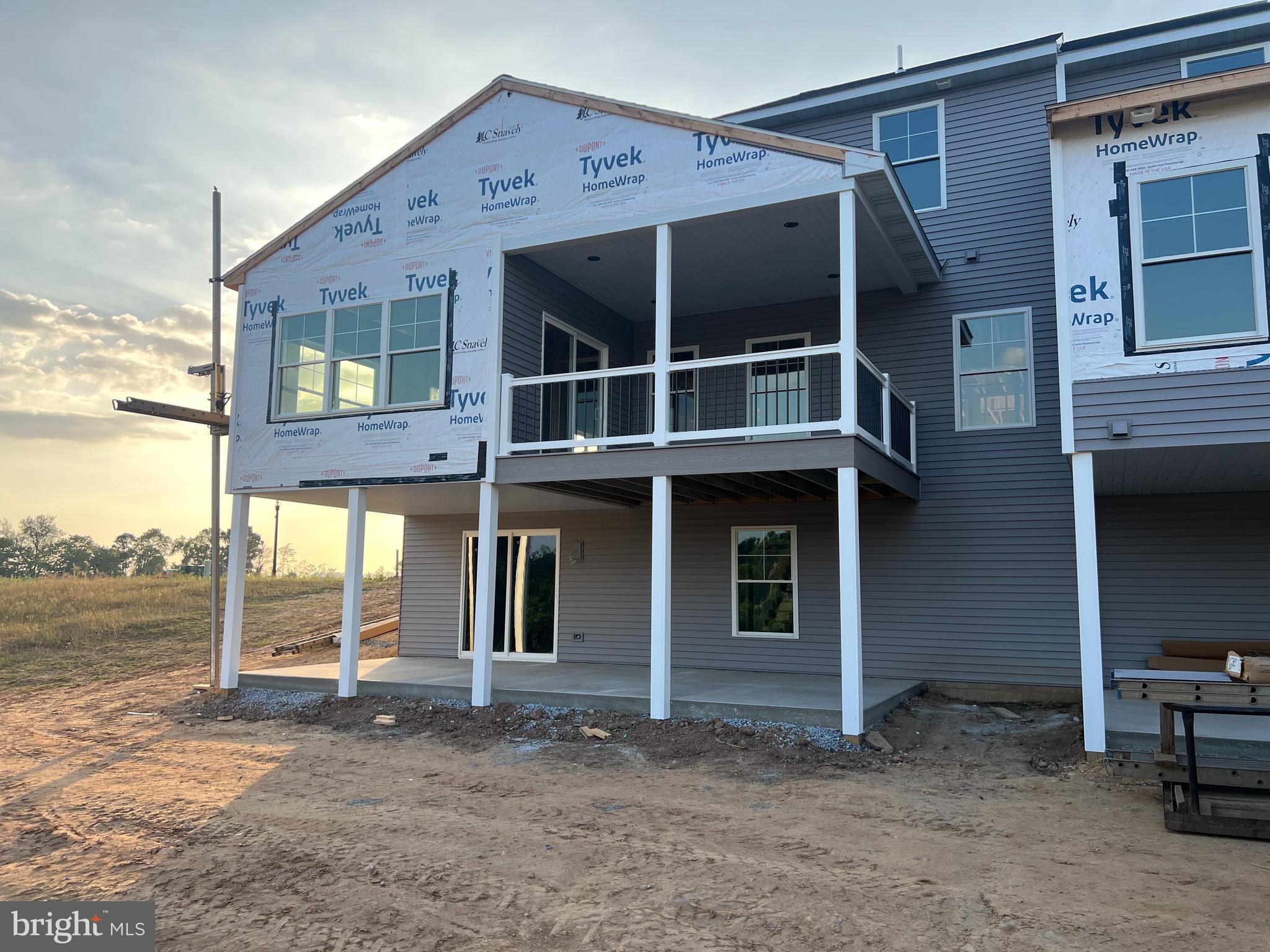 STONEYBROOK OF ELIZABETHTOWN - Residential