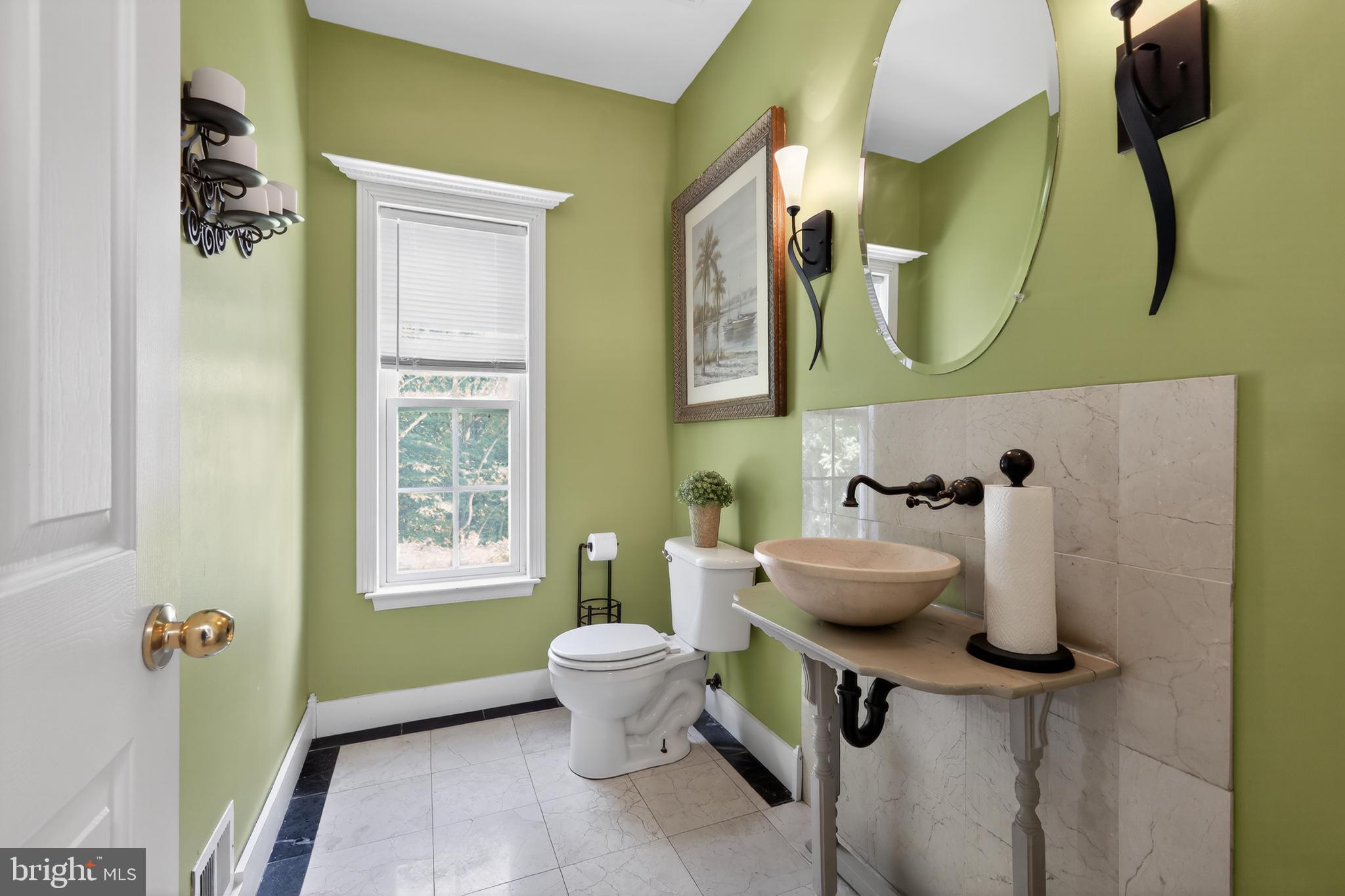HILLANTRAE - Residential
