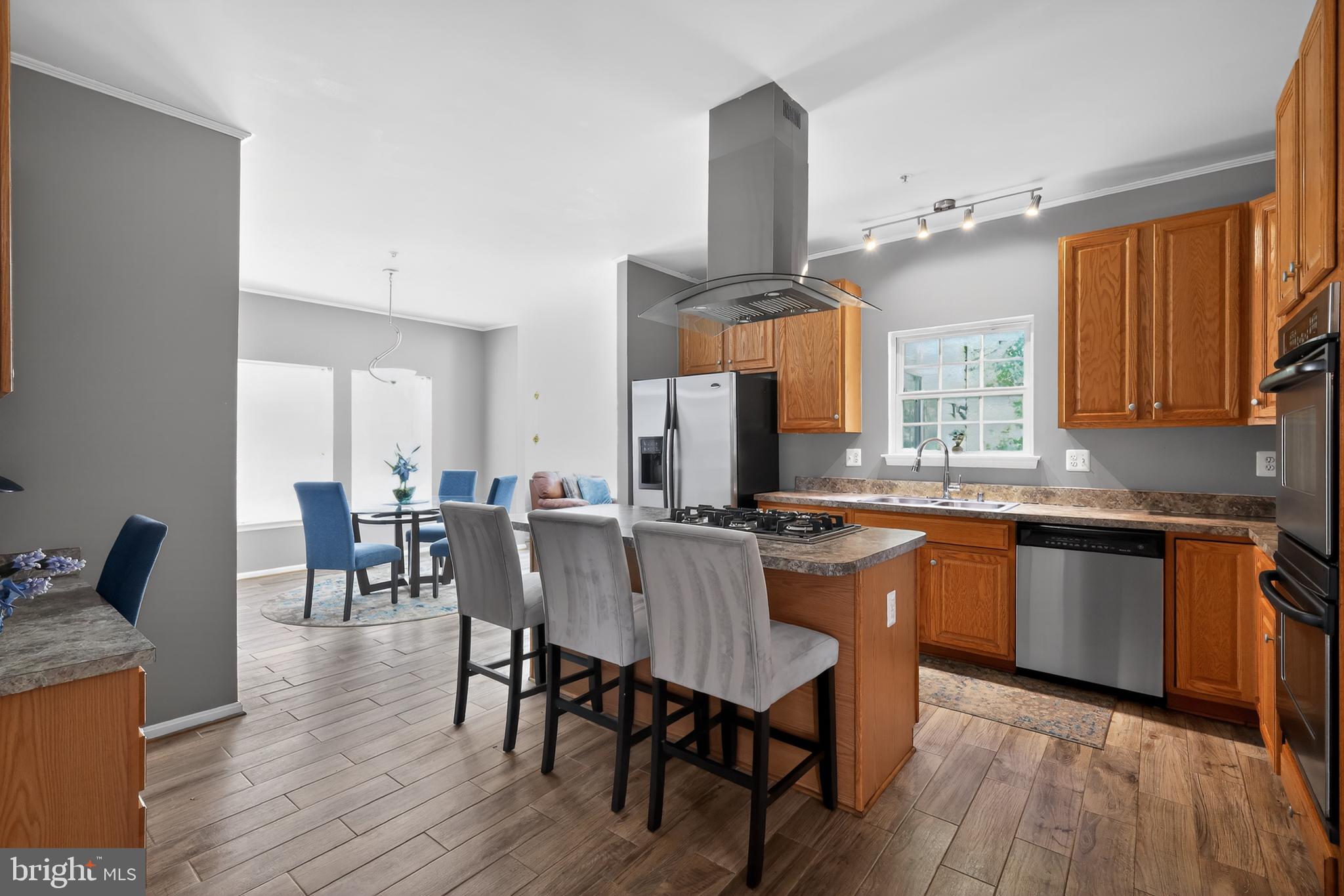 HILLANTRAE - Residential