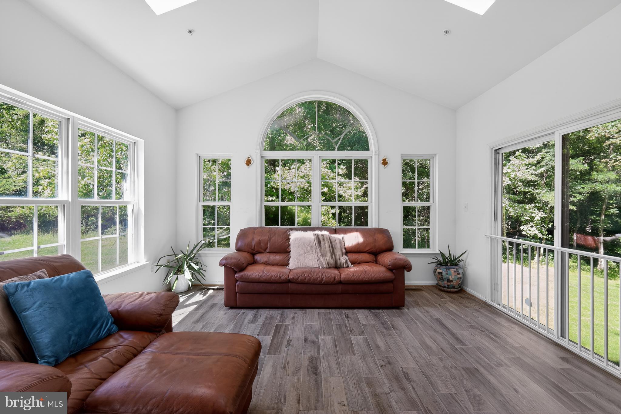 HILLANTRAE - Residential