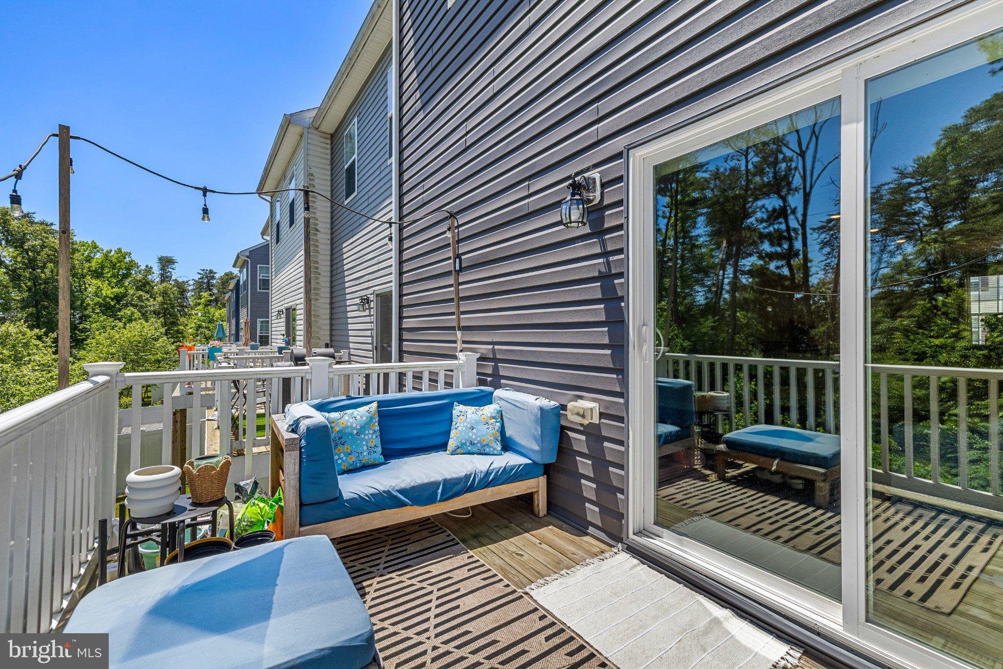 SEVEN OAKS - Residential