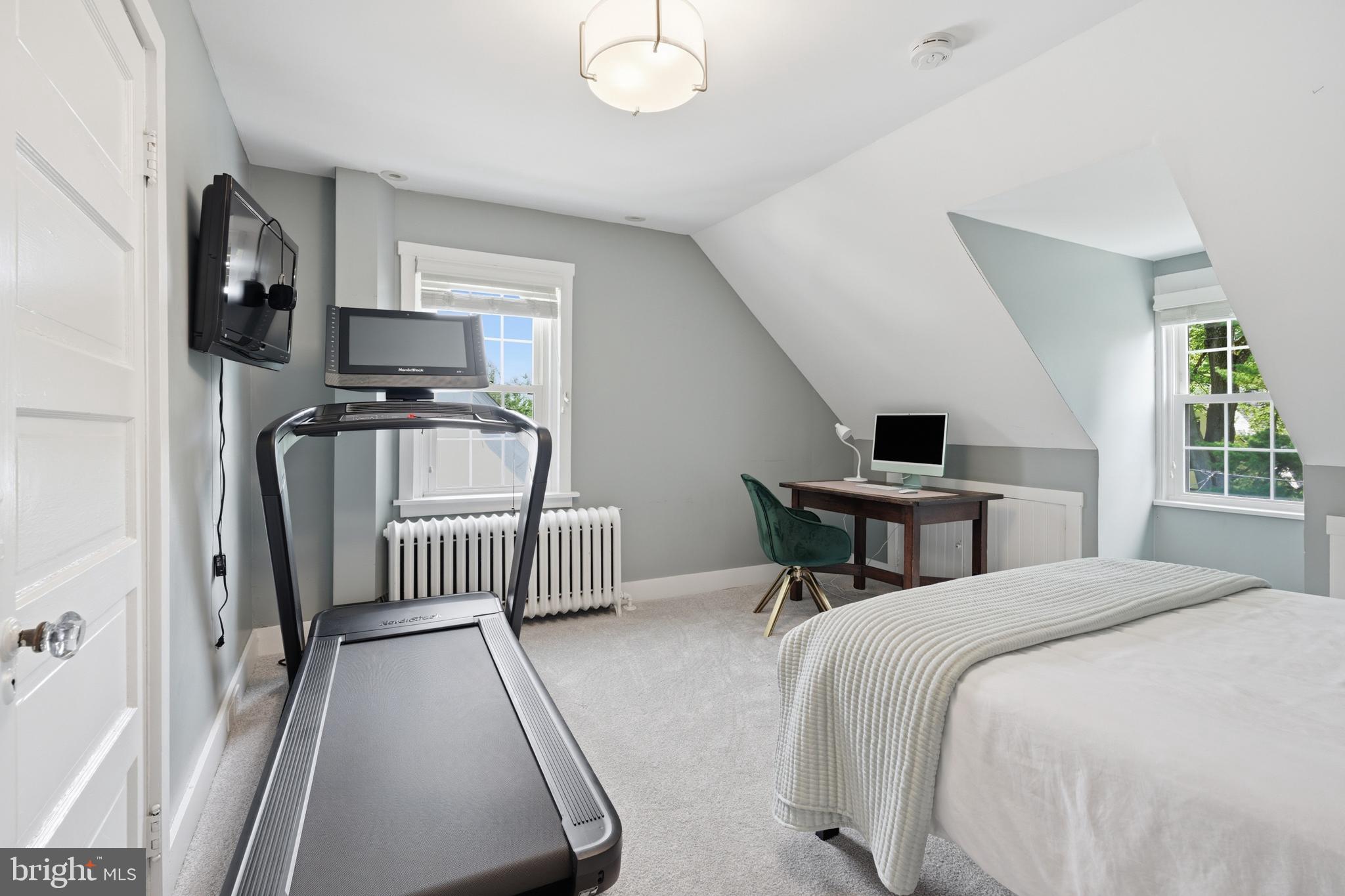 BRYN MAWR - Residential