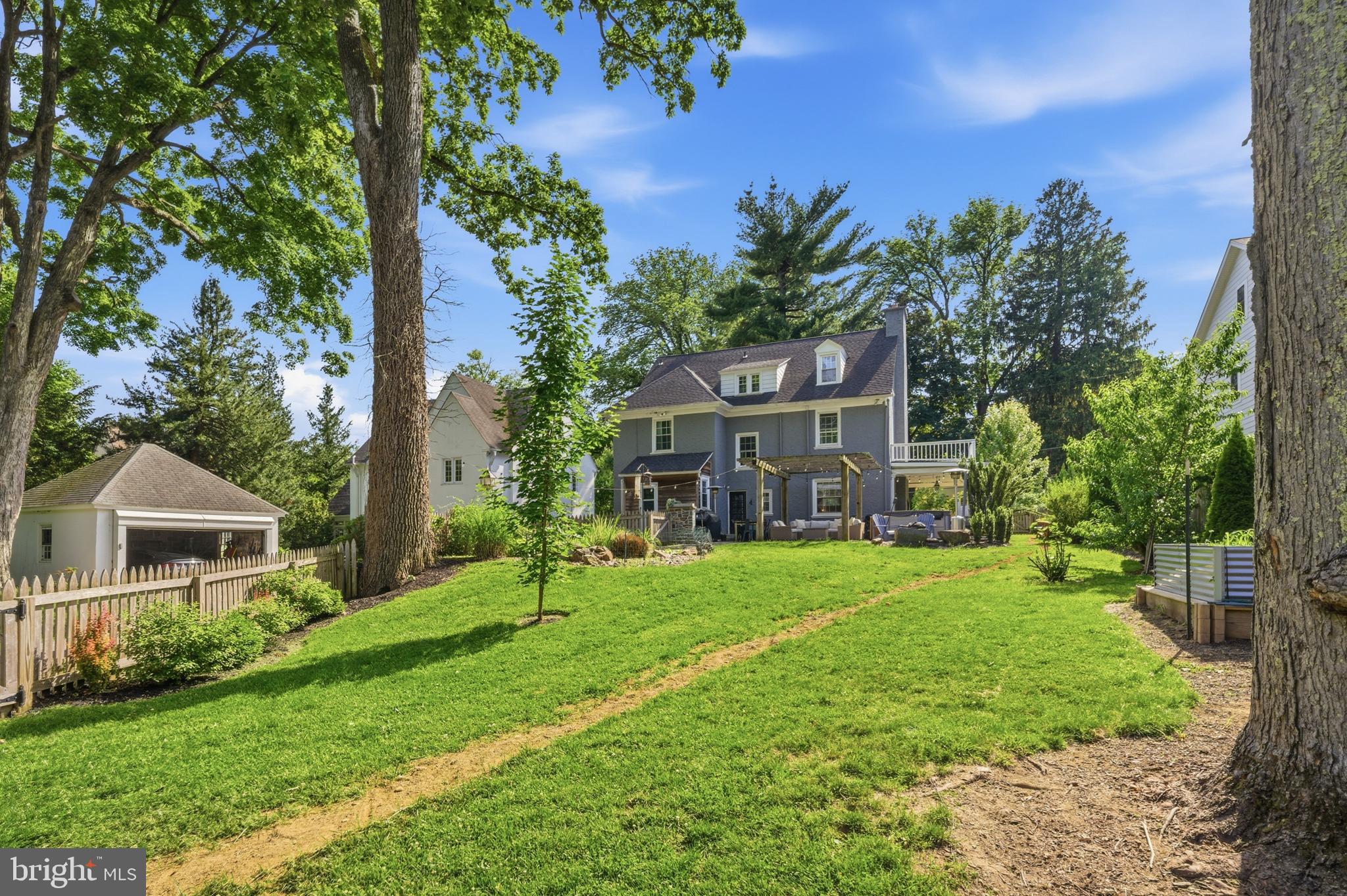 BRYN MAWR - Residential