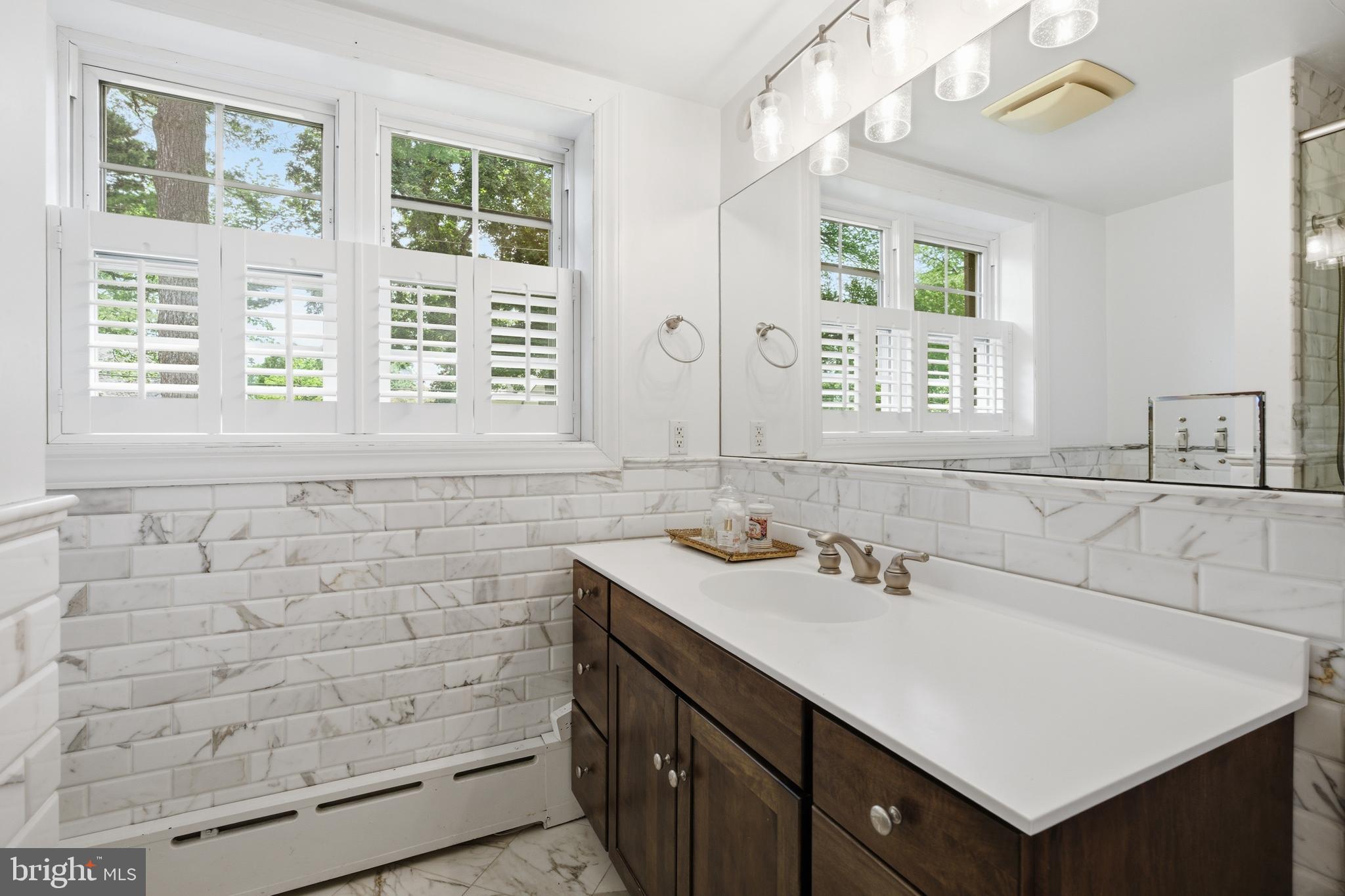BRYN MAWR - Residential