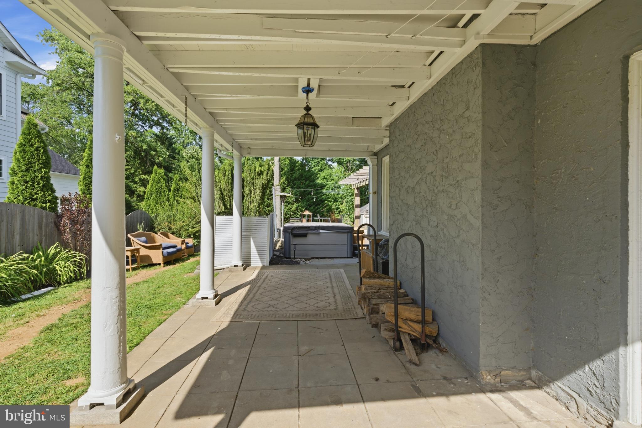 BRYN MAWR - Residential