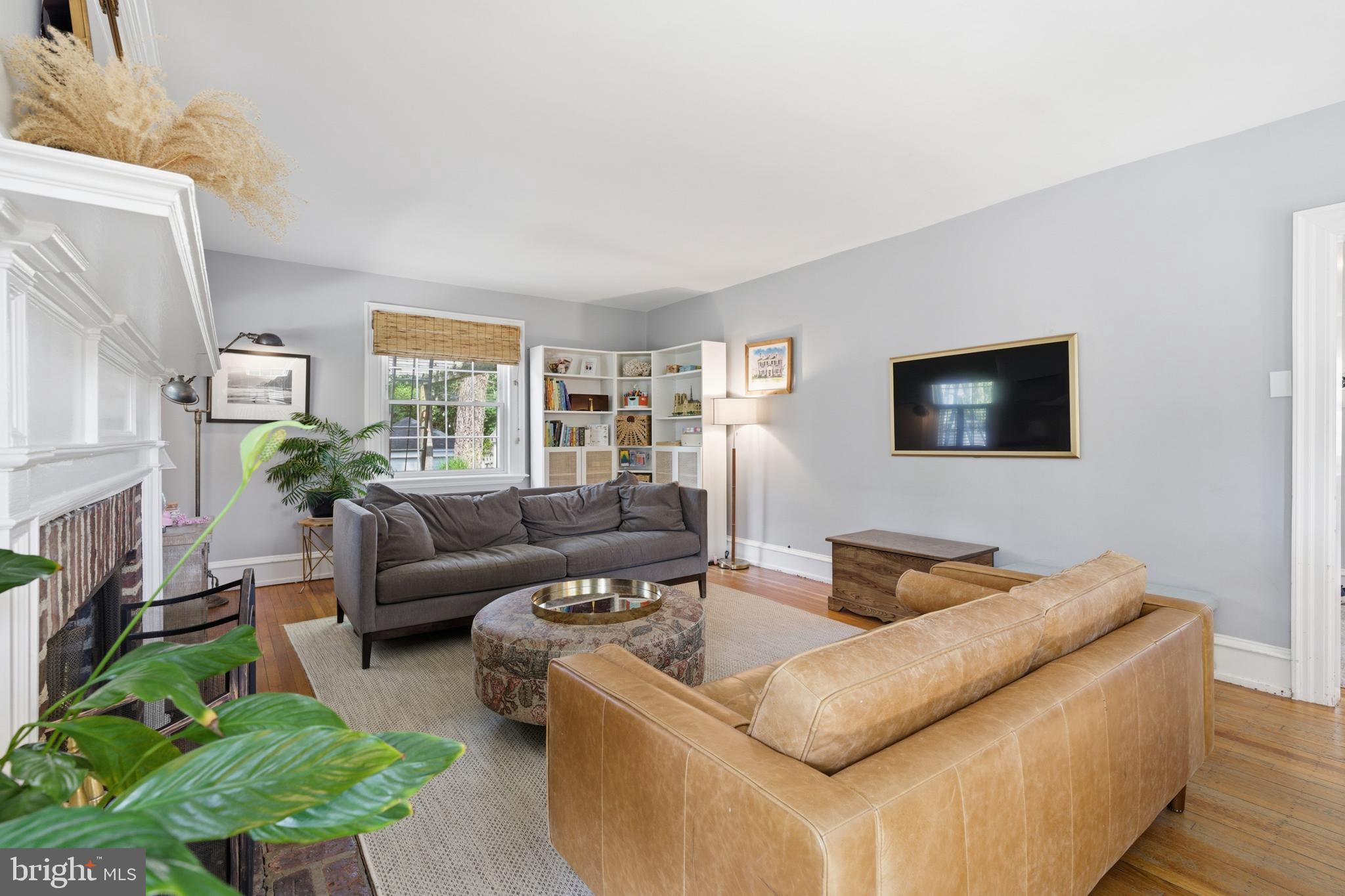 BRYN MAWR - Residential