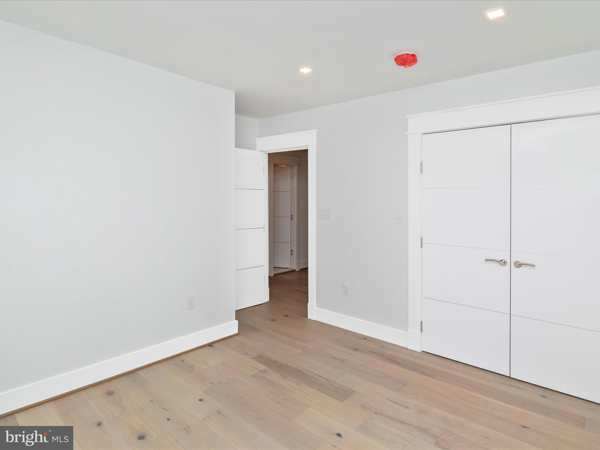 STRATTON WOODS - Residential